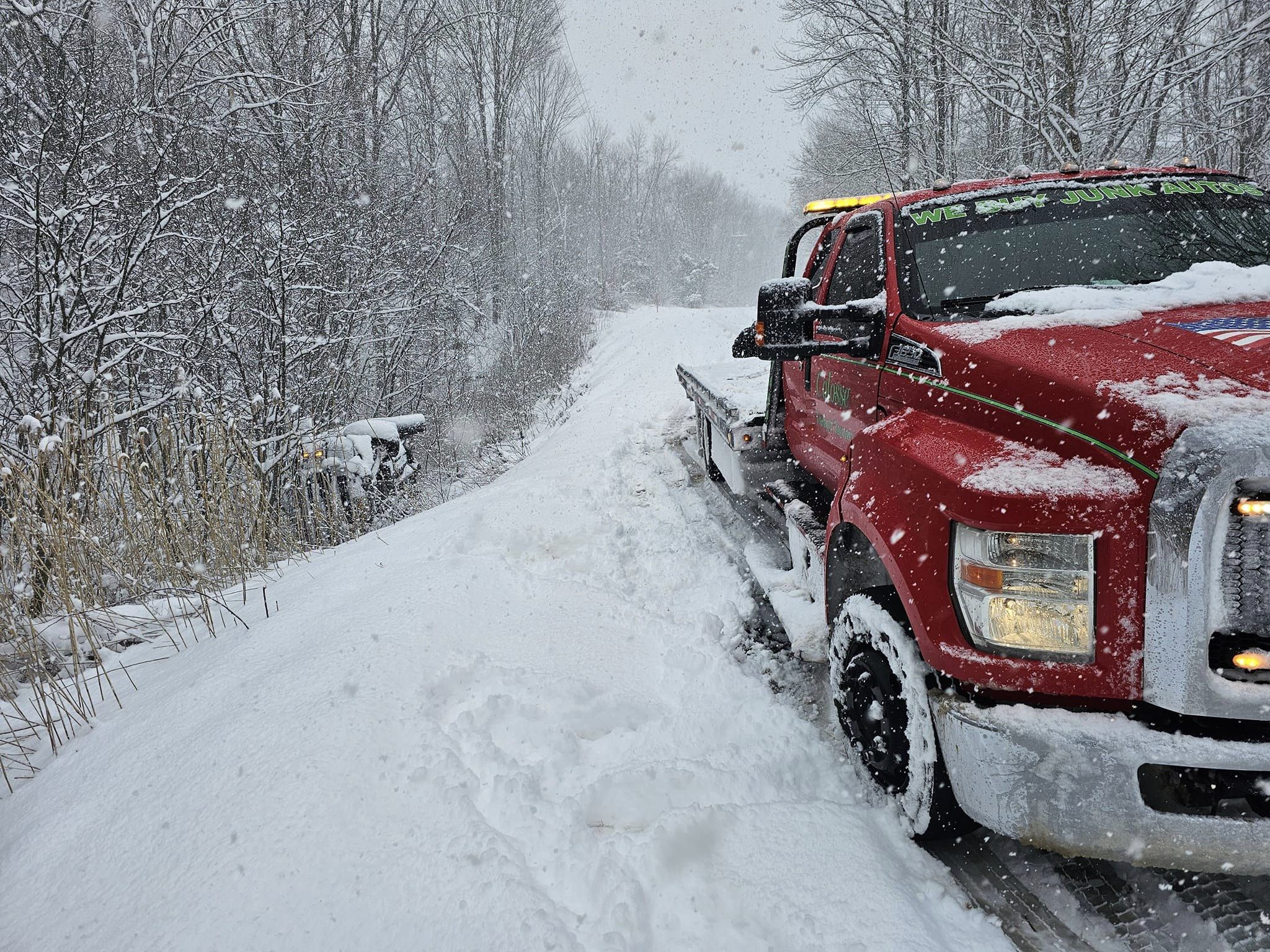 Colosse Towing & Recovery 3469 NY-69, Parish New York 13131