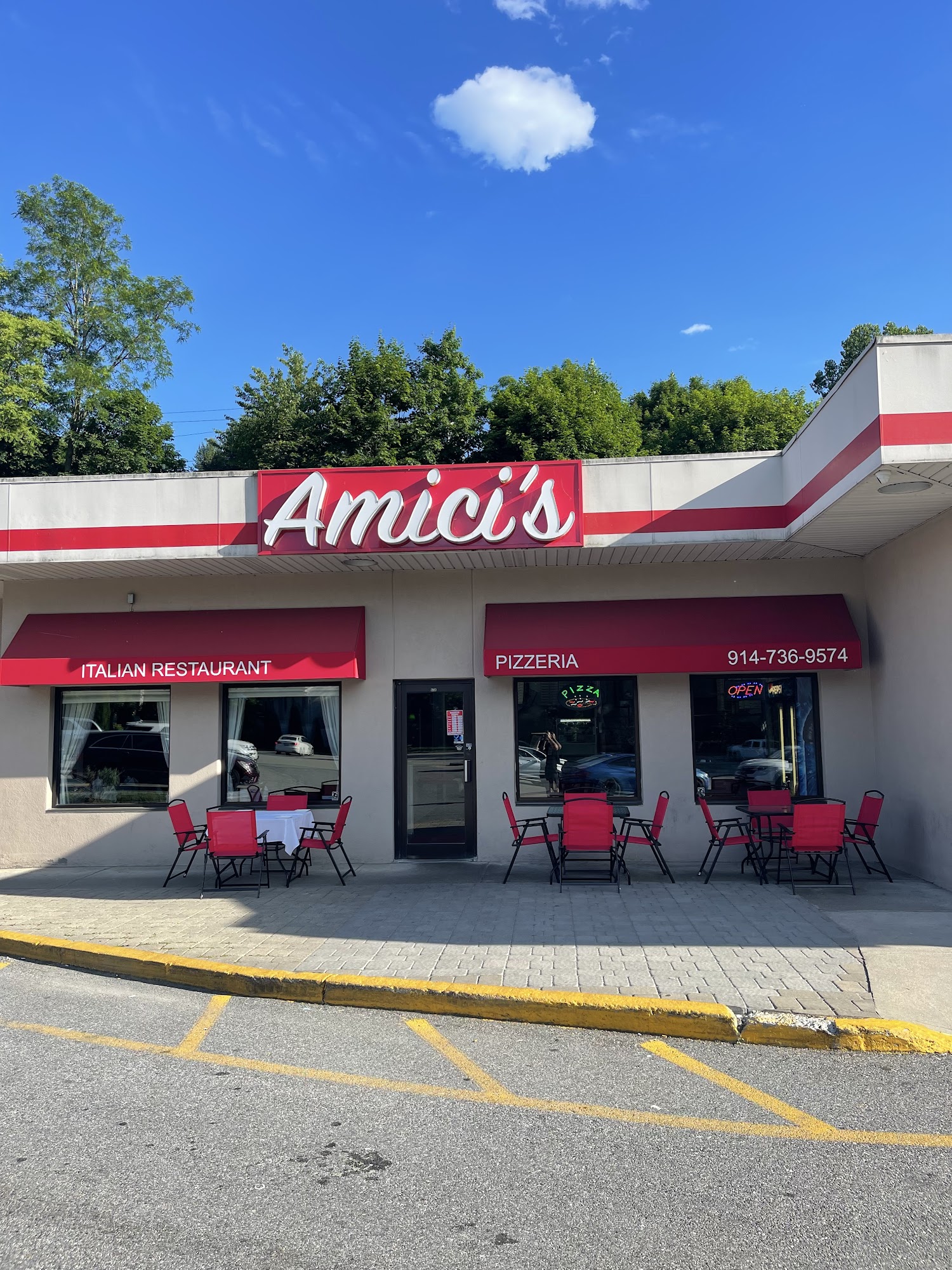 Amici’s Pizza & Restaurant