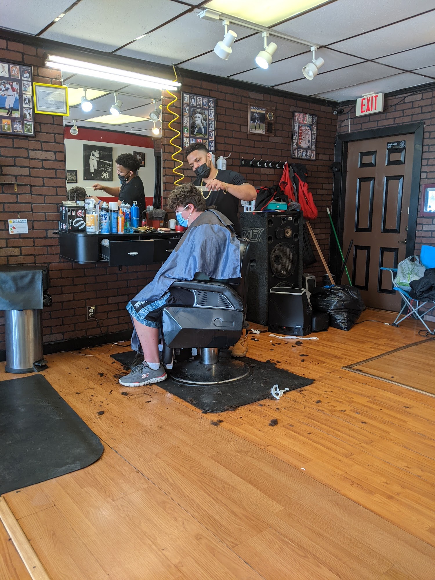 Exclusive Cutz Barber Shop