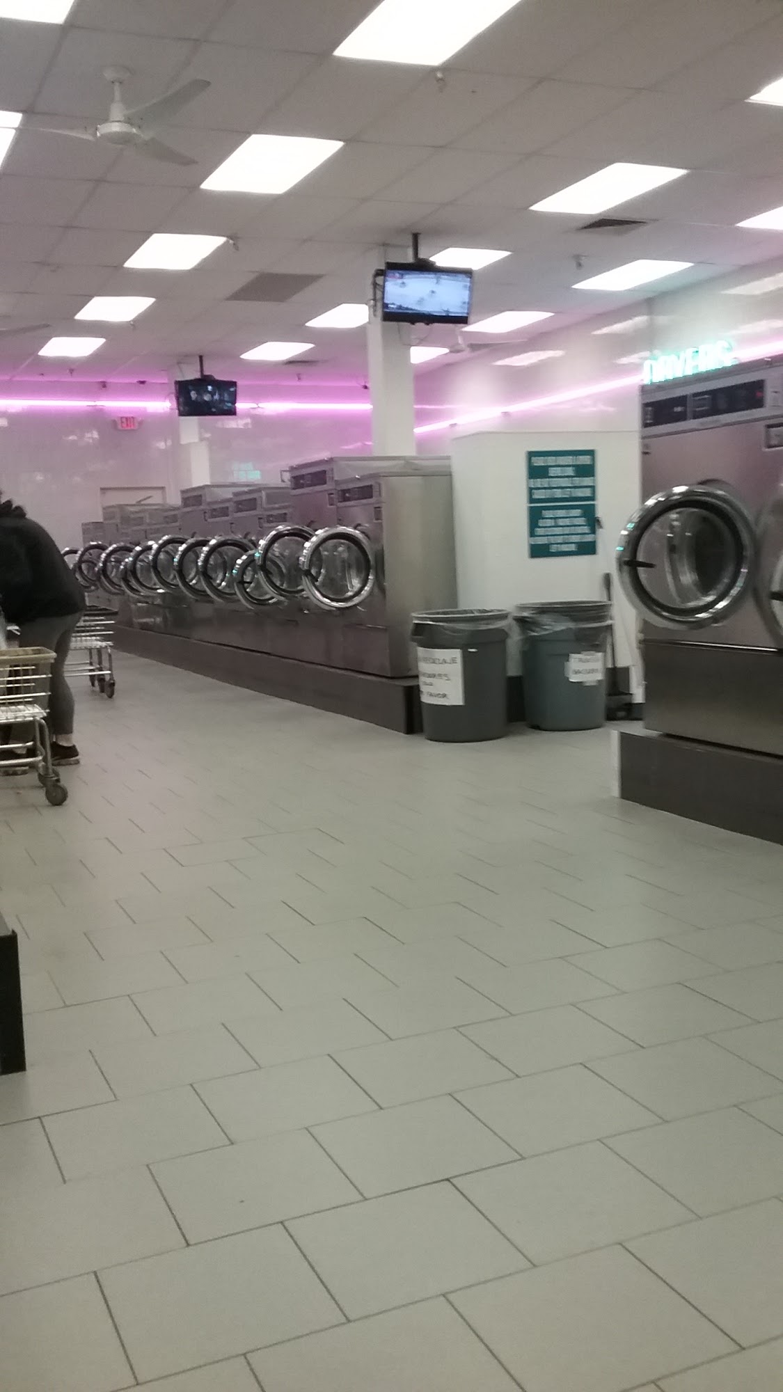 Spin City Laundromat & Dry