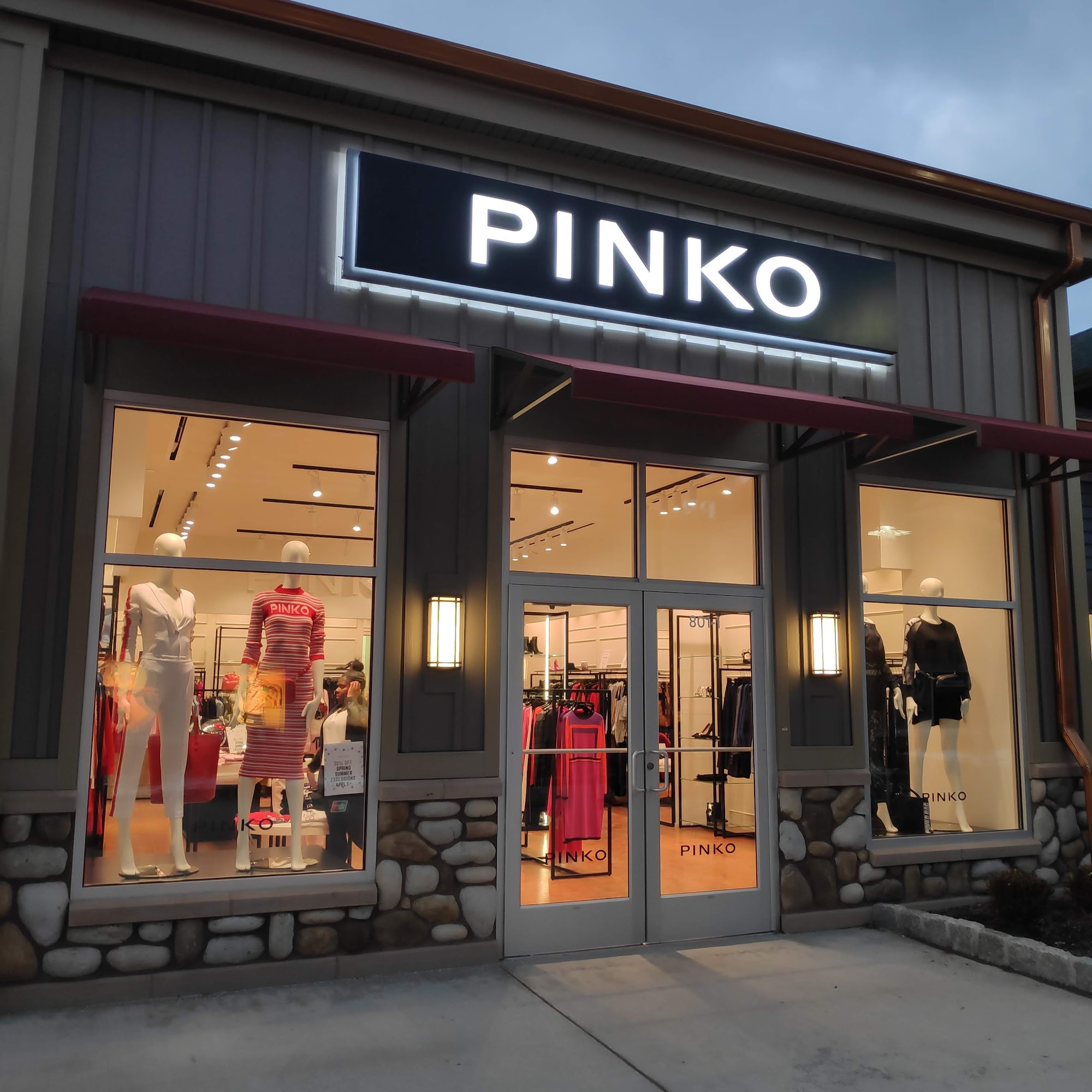 Pinko Outlet Central Valley