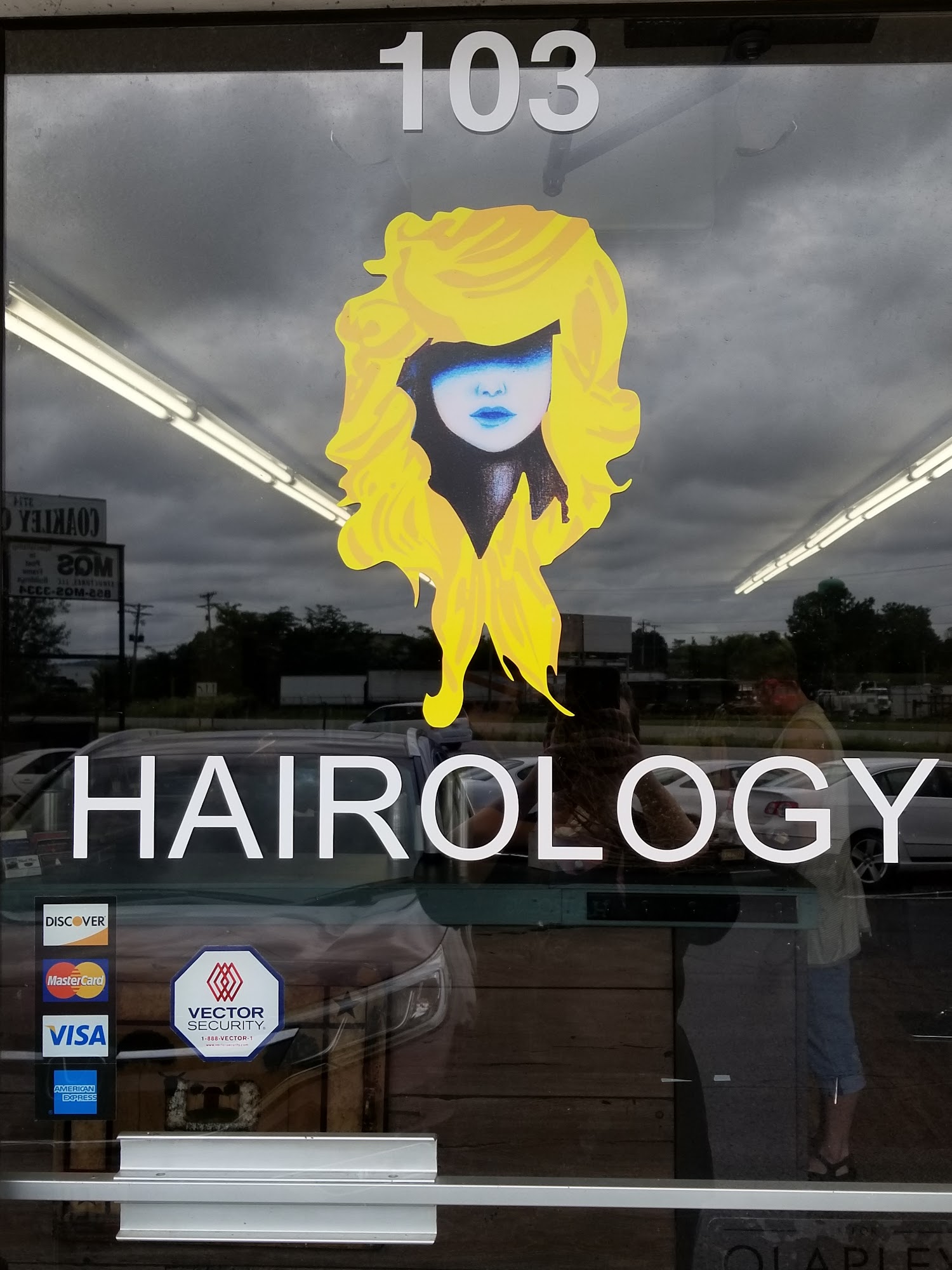 Hairology 3774 Old Columbus Rd NW, Carroll Ohio 43112