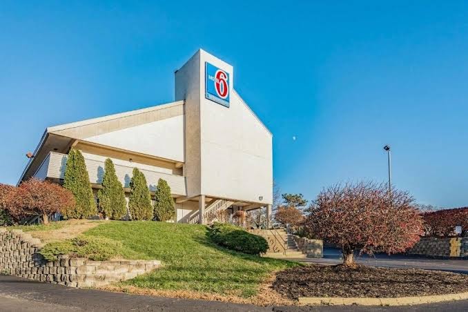 Motel 6 Cincinnati, OH - Central - Norwood