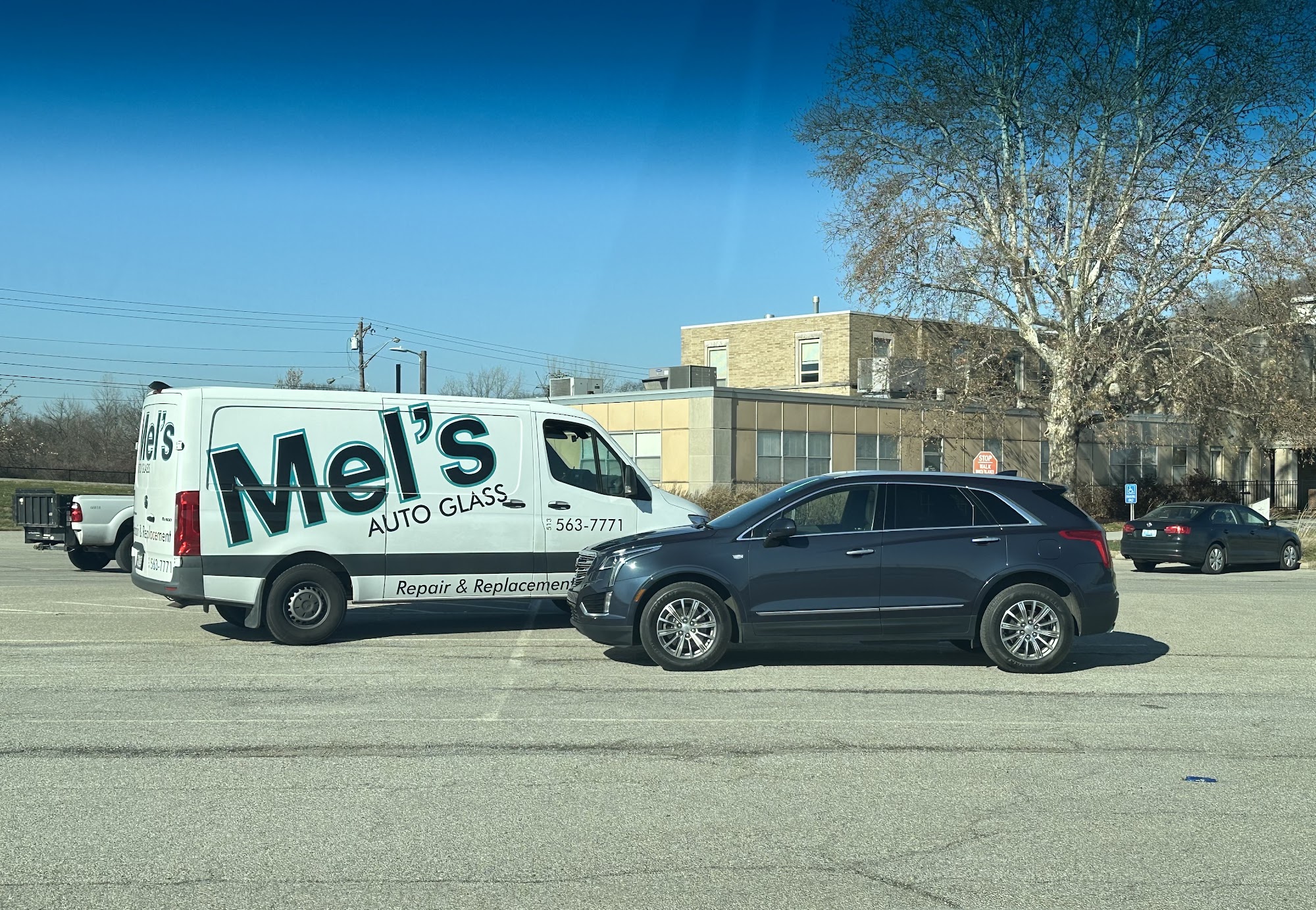 Mel's Auto Glass