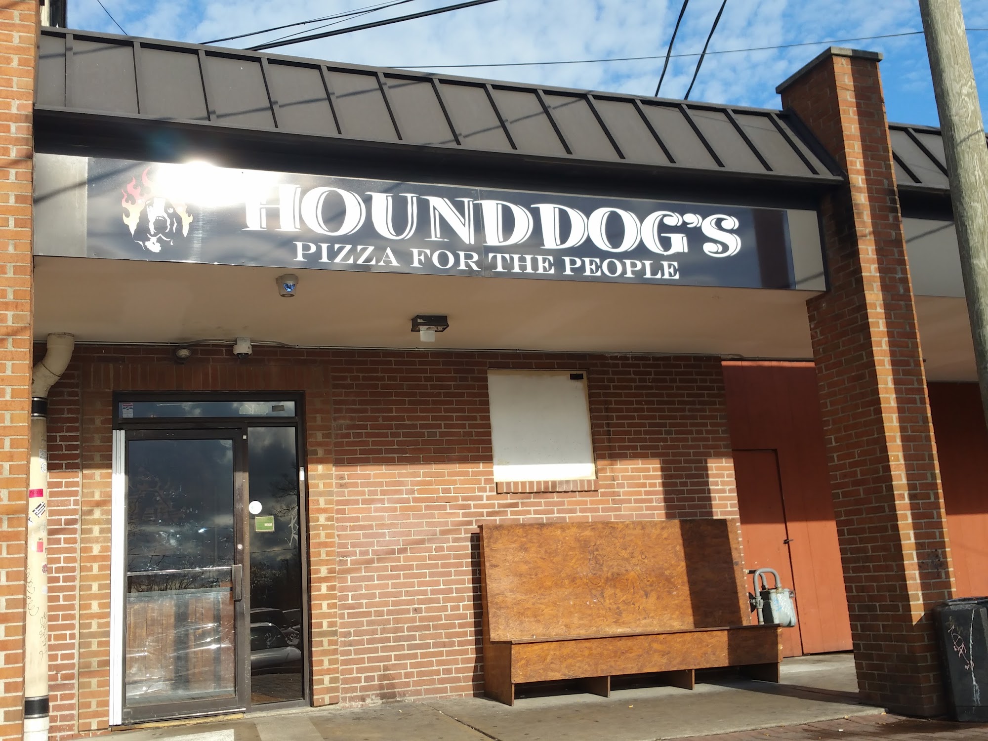 Hounddog's Pizza