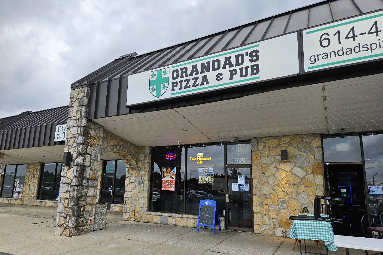 Grandads Pizza and Pub