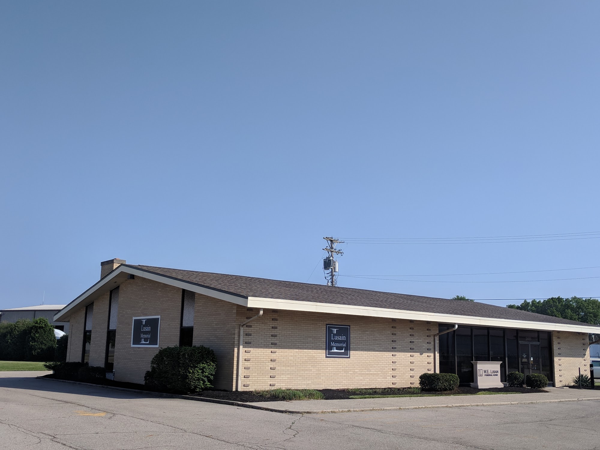 W.E. Lusain Funeral Home and Crematory