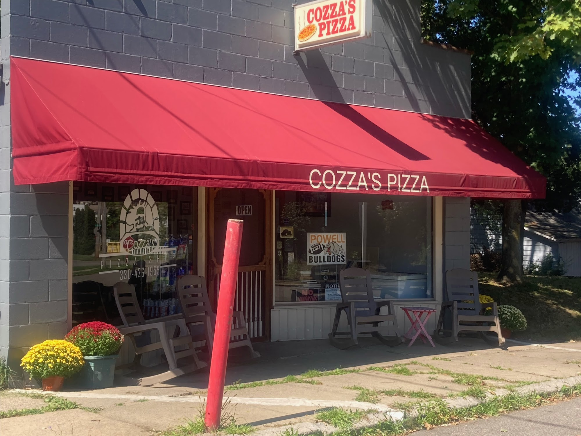 Cozza's Pizza Shop