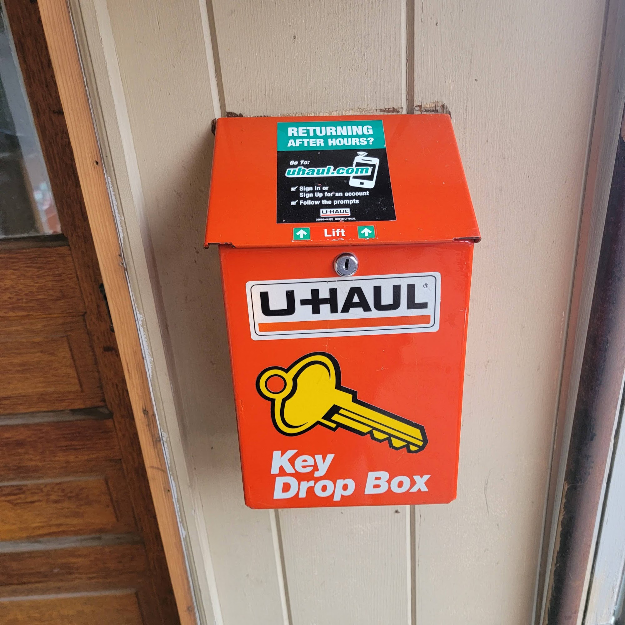 U-Haul Neighborhood Dealer