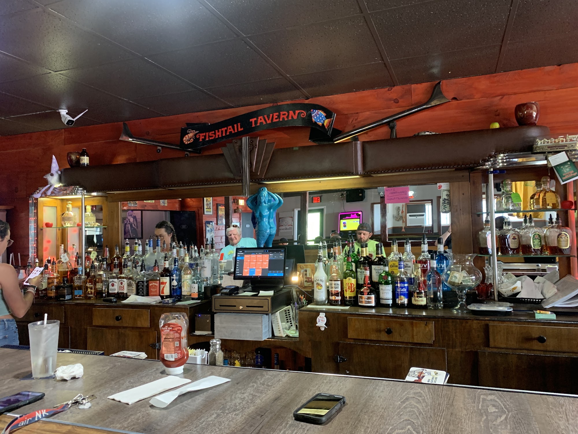 Fishtail Tavern
