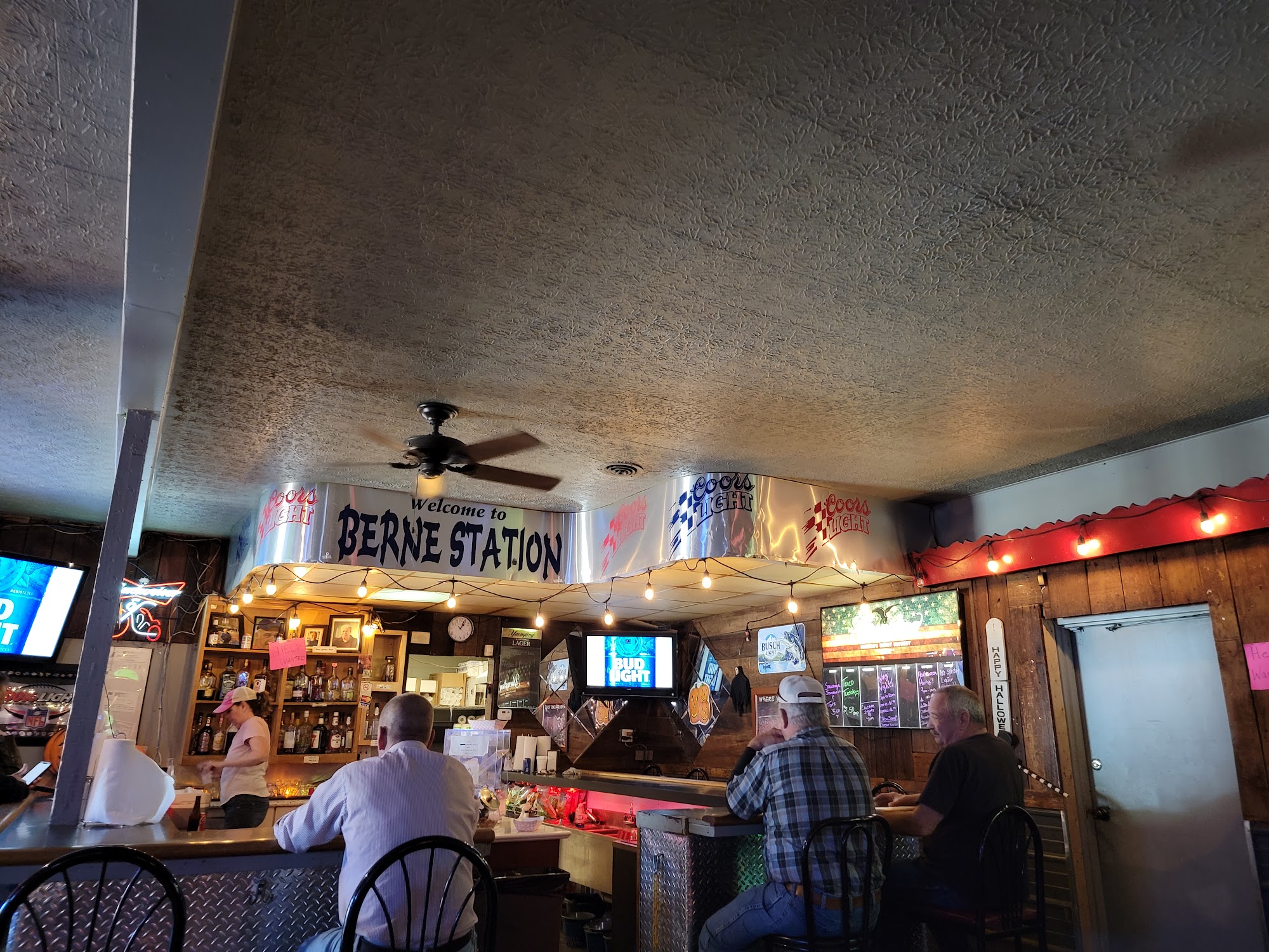 THE BERNE STATION BAR & GRILL