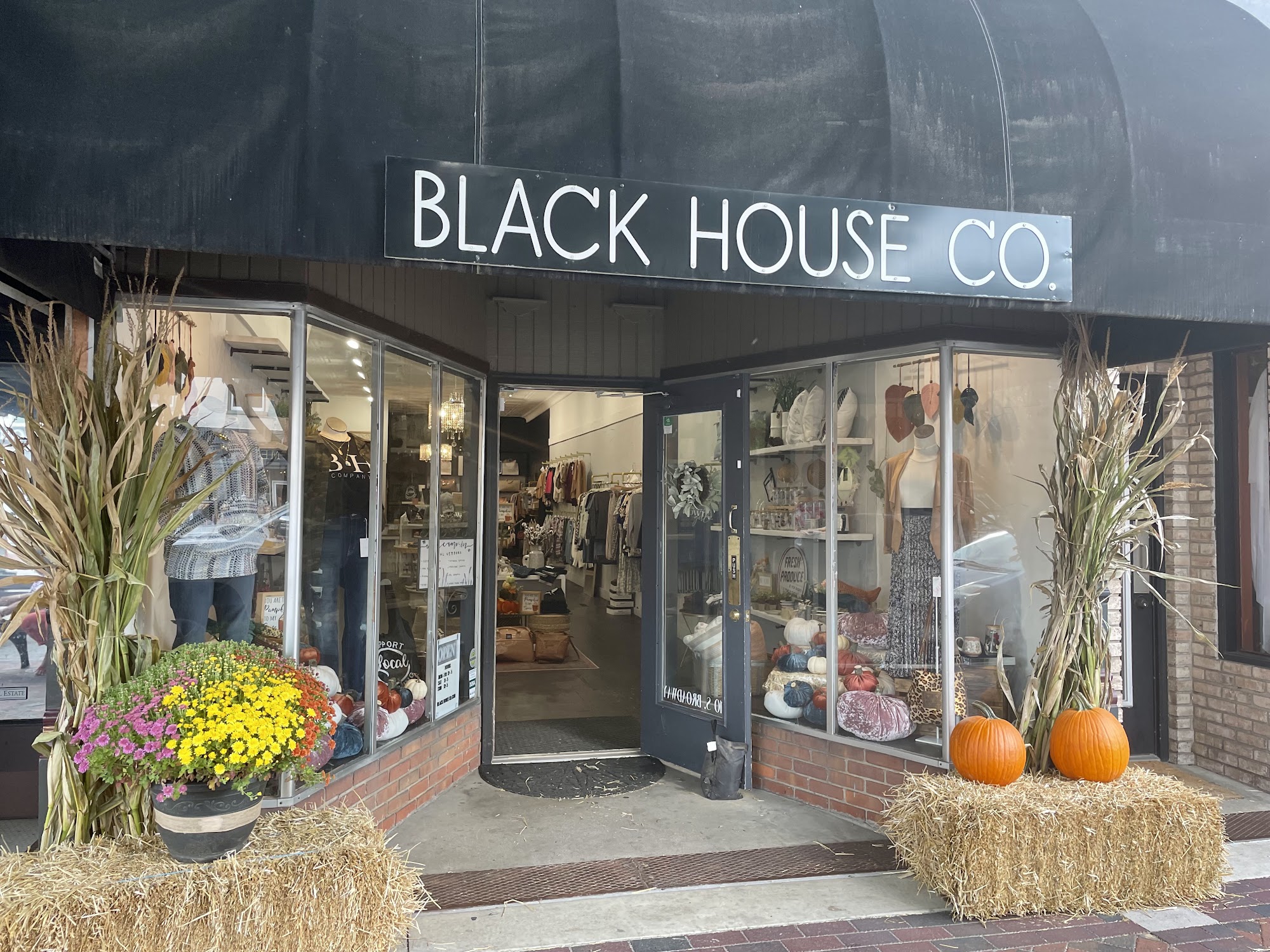 Black House Co. Lebanon