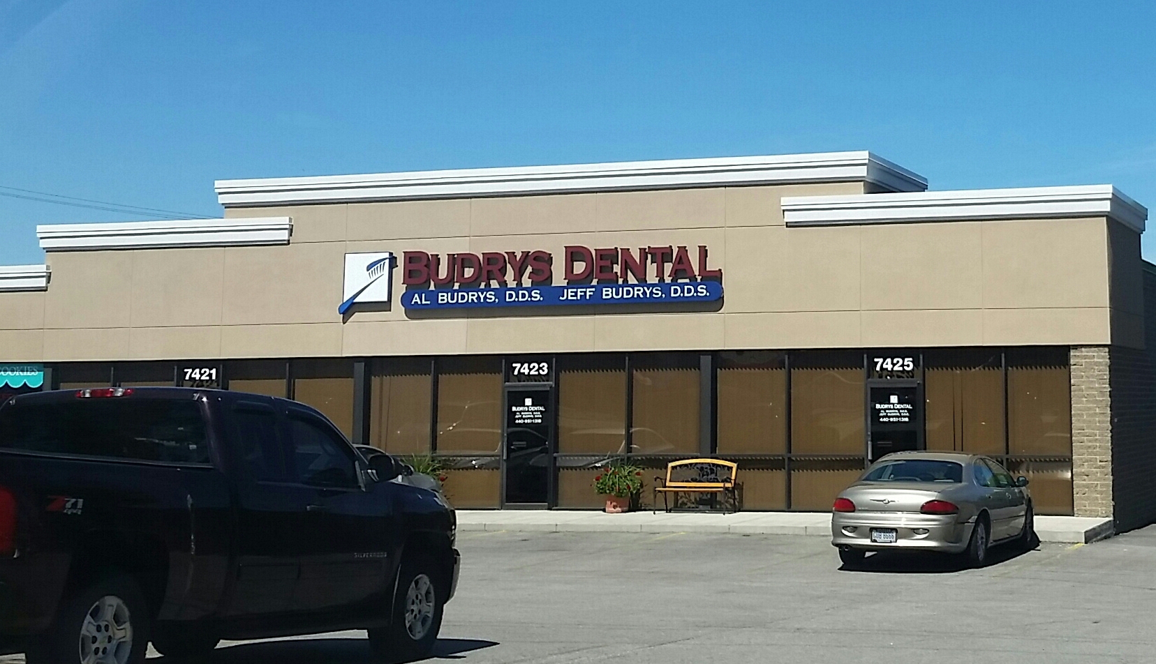 Budrys Dental