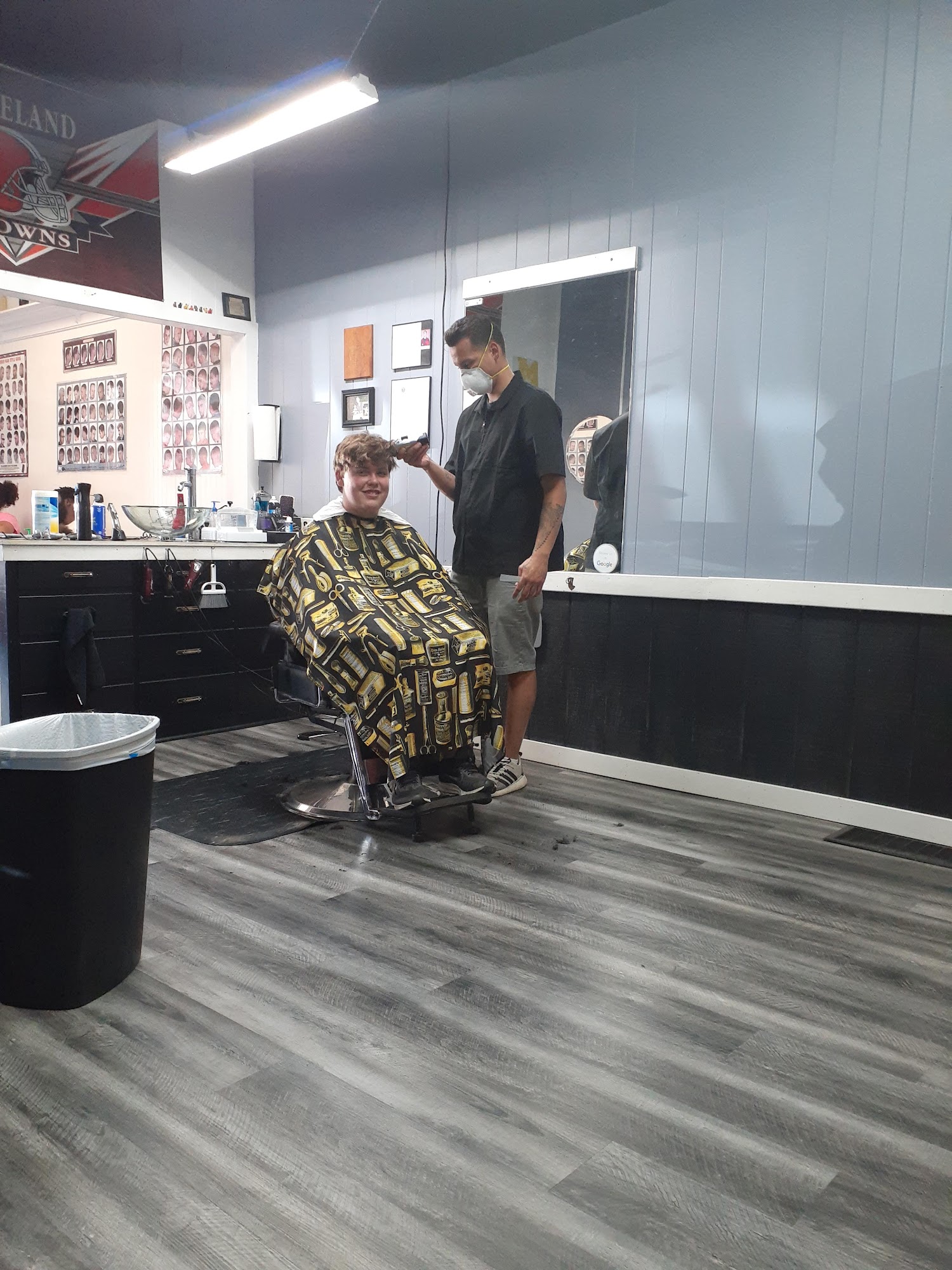 Jeffrey's Barbershop 136 W Washington St, Napoleon Ohio 43545