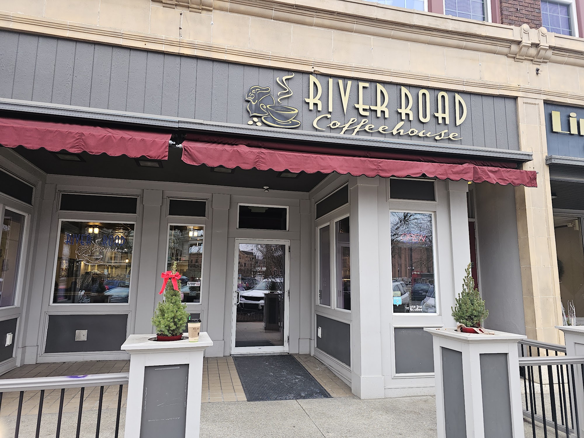 River Road Coffeehouse - On the Square