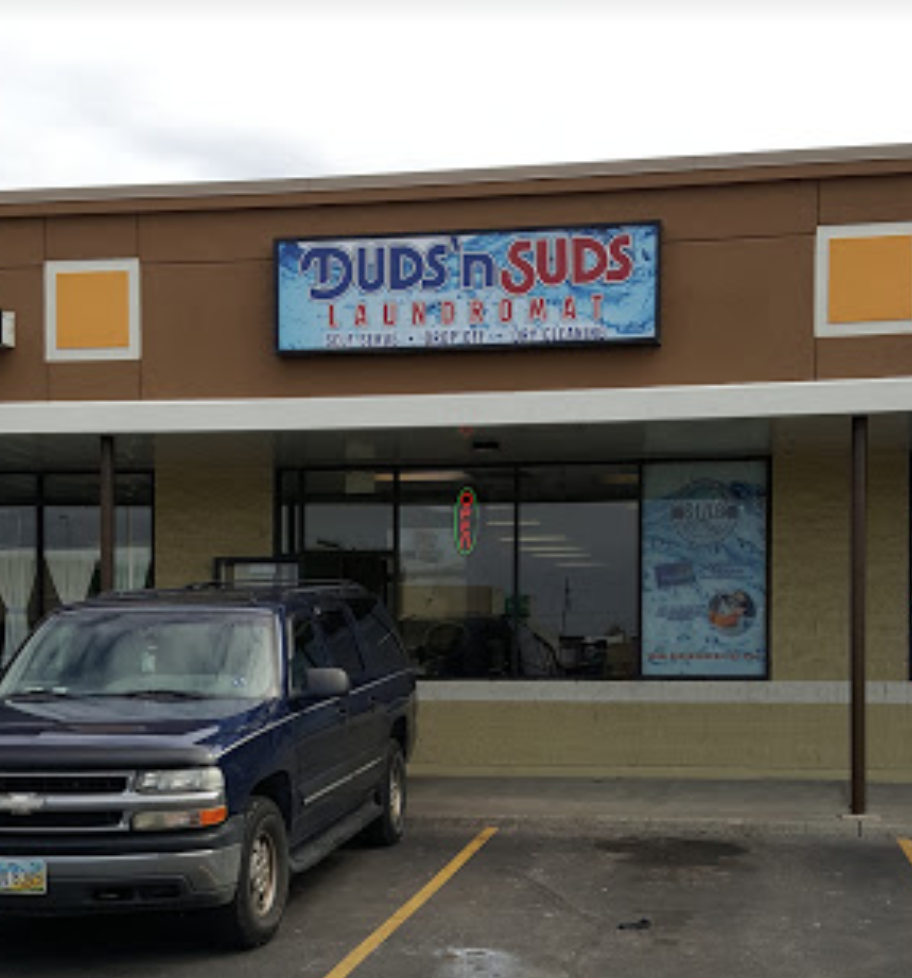 Duds 'n Suds Laundromat 3054 Navarre Ave, Oregon Ohio 43616