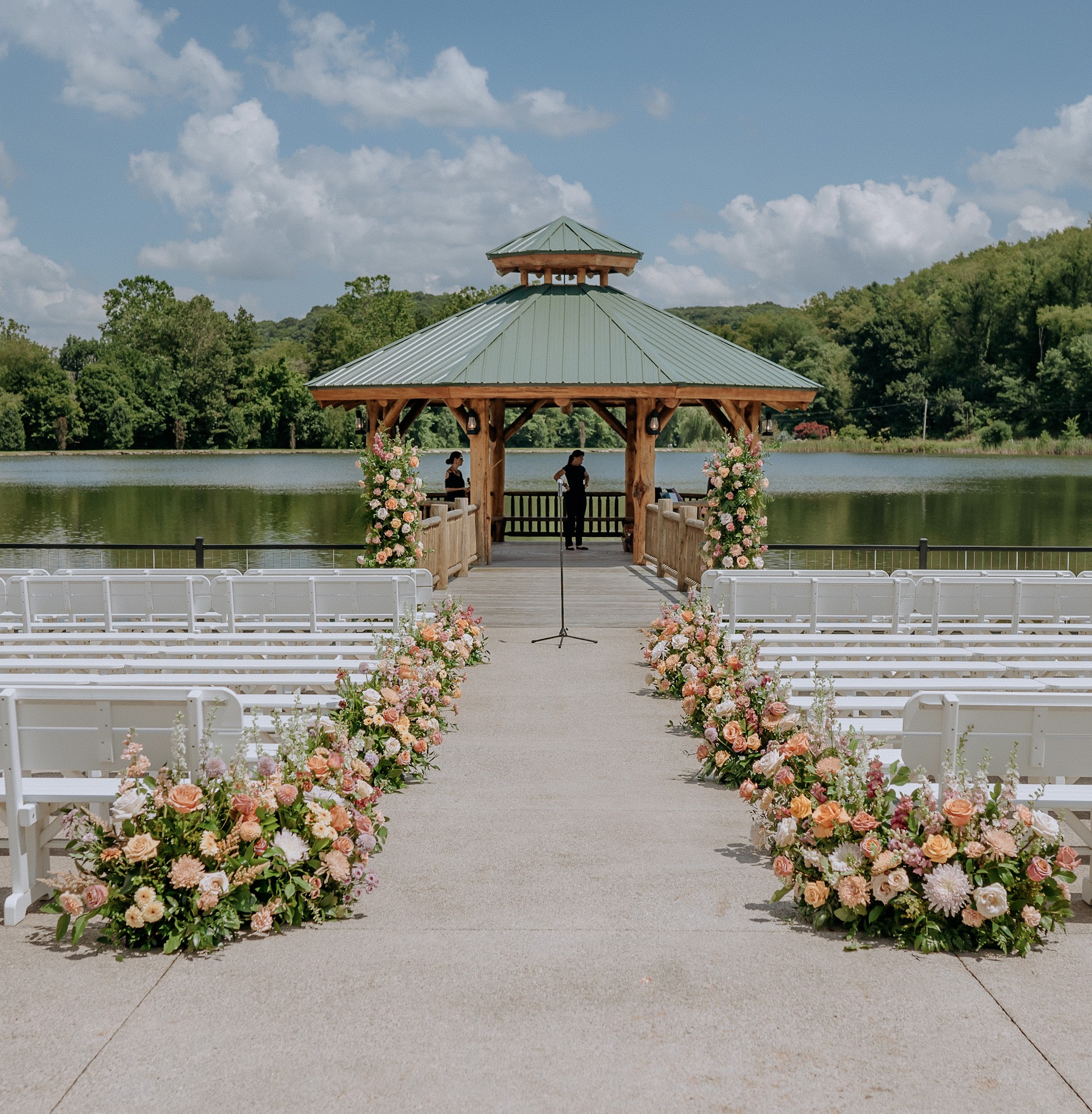 Bodnar & Son Florist & Greenhouses, Inc.