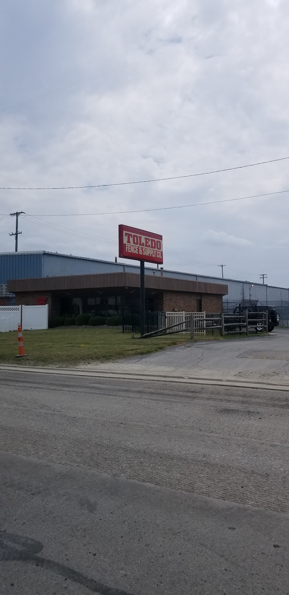 Toledo Fence & Supply Co