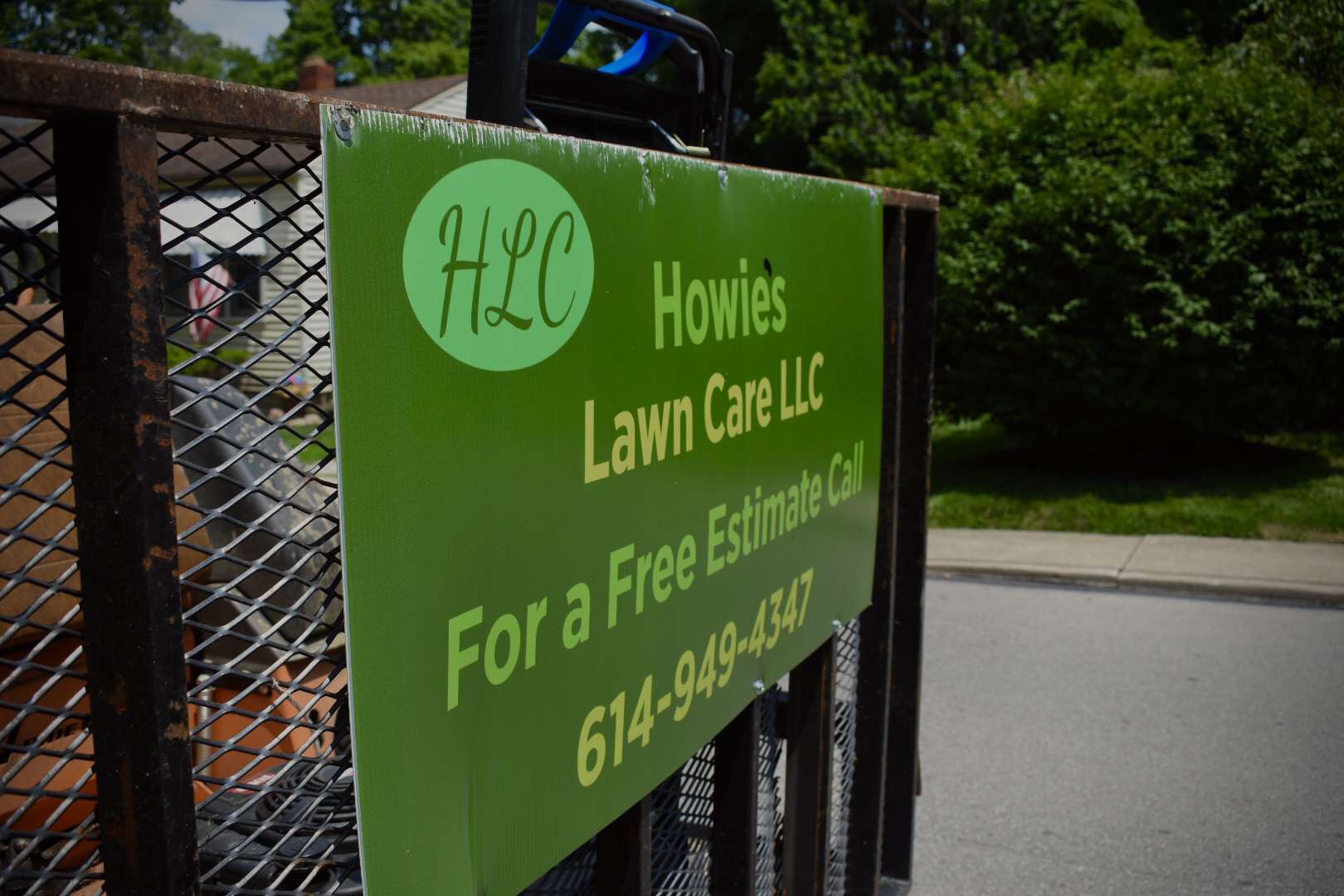 Howies Lawn Care LLC Middle Pike, West Jefferson Ohio 43162