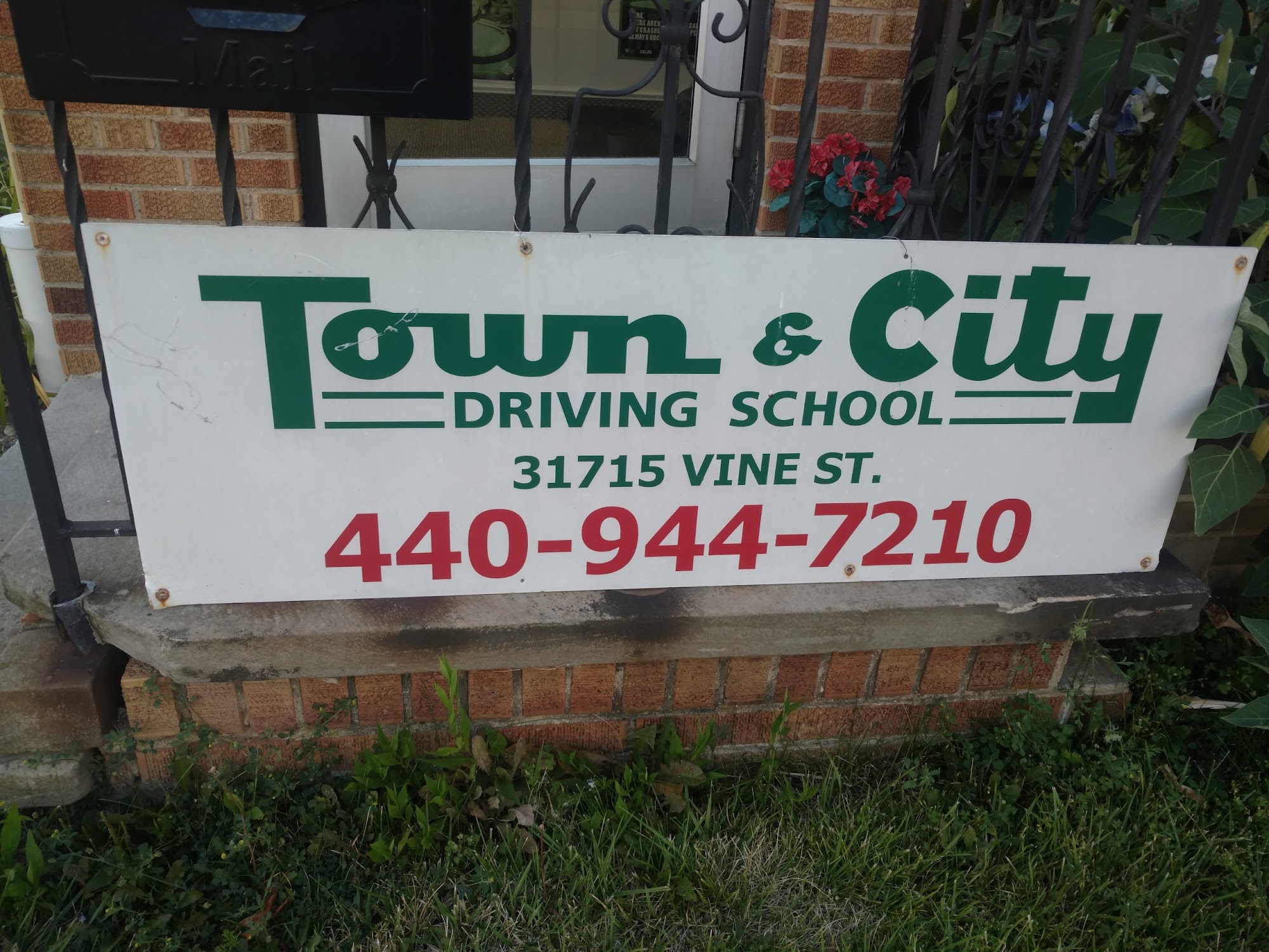 Town & City Driving Service's. 29025 Lakeshore Blvd, Willowick Ohio 44095