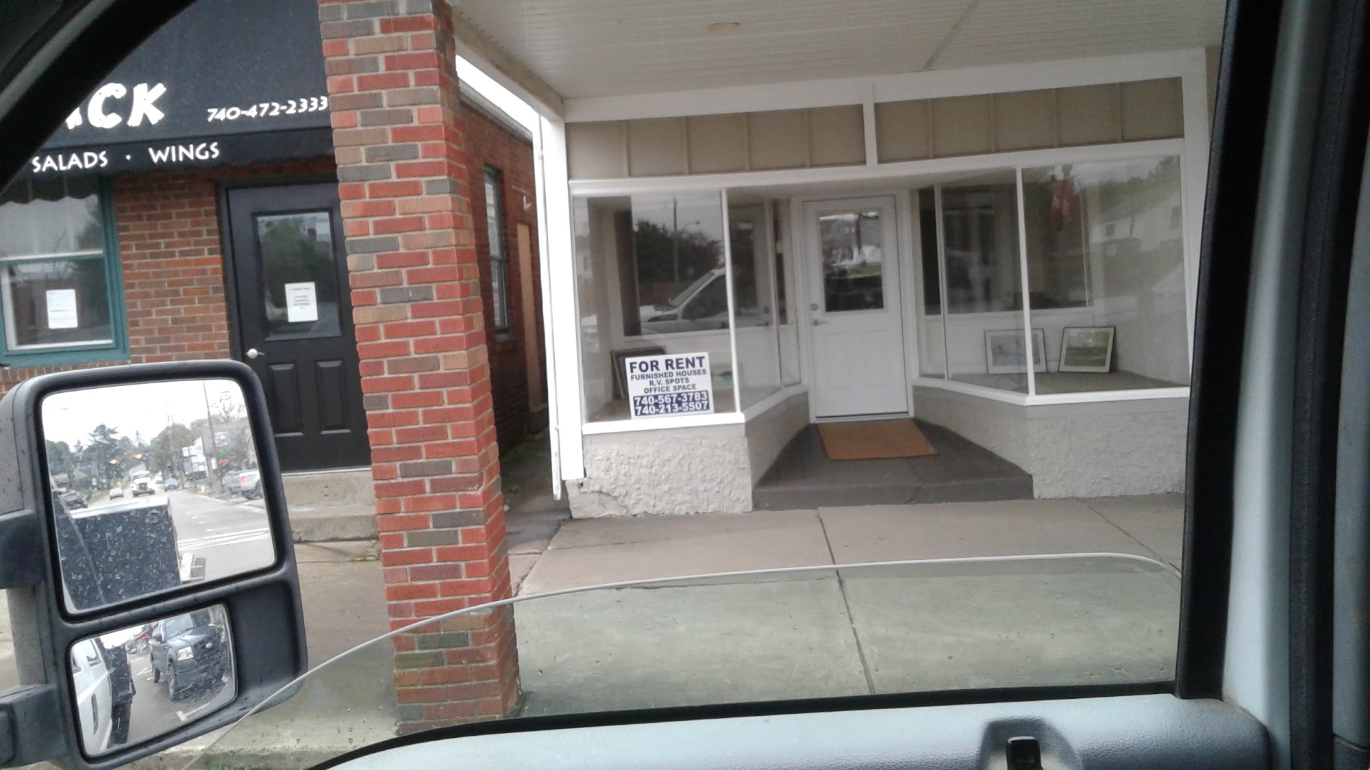 Doug's Barber Shop 237 S Main St, Woodsfield Ohio 43793