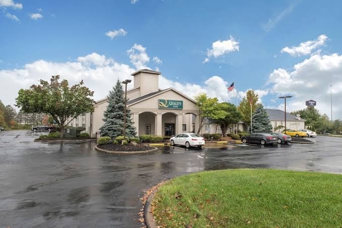 Quality Inn Austintown-Youngstown West