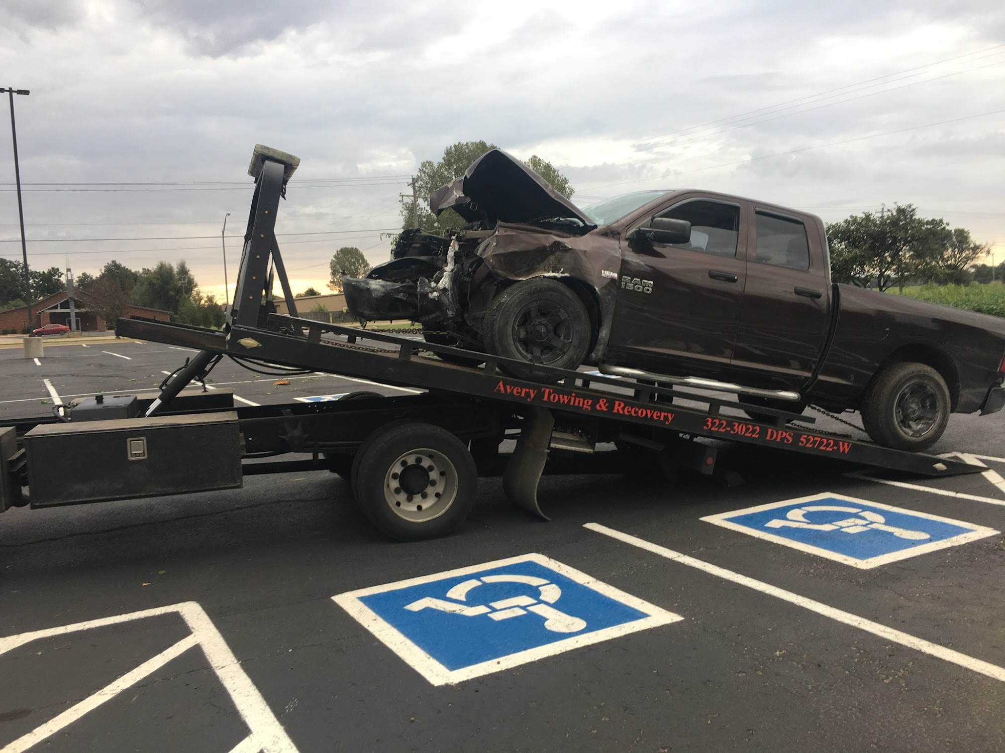 Avery Towing and Recovery 550 West 137th Street, Glenpool Oklahoma 74033