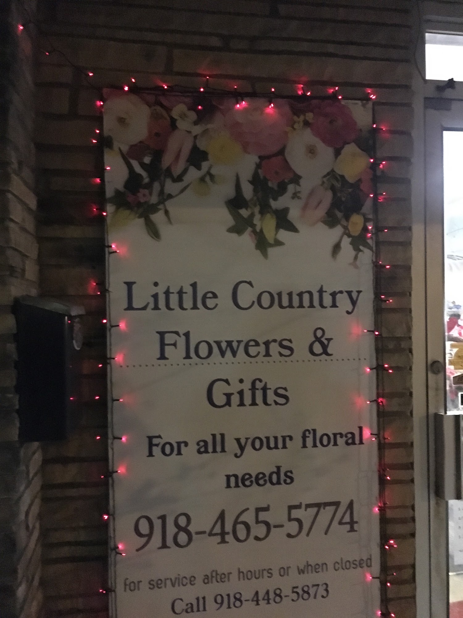 Little Country Flowers & Gift 108 W Main St, Wilburton Oklahoma 74578