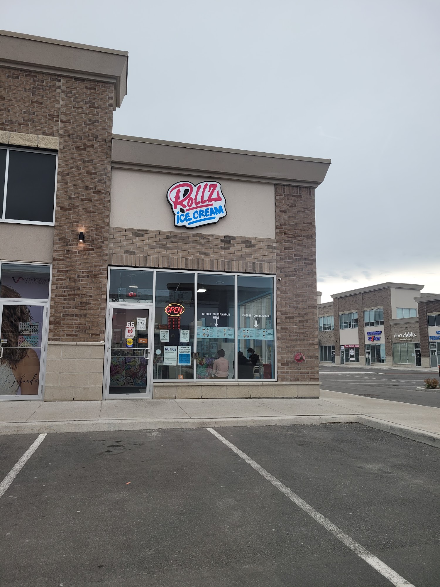 Rollz ice cream (North Park Drive, Brampton)