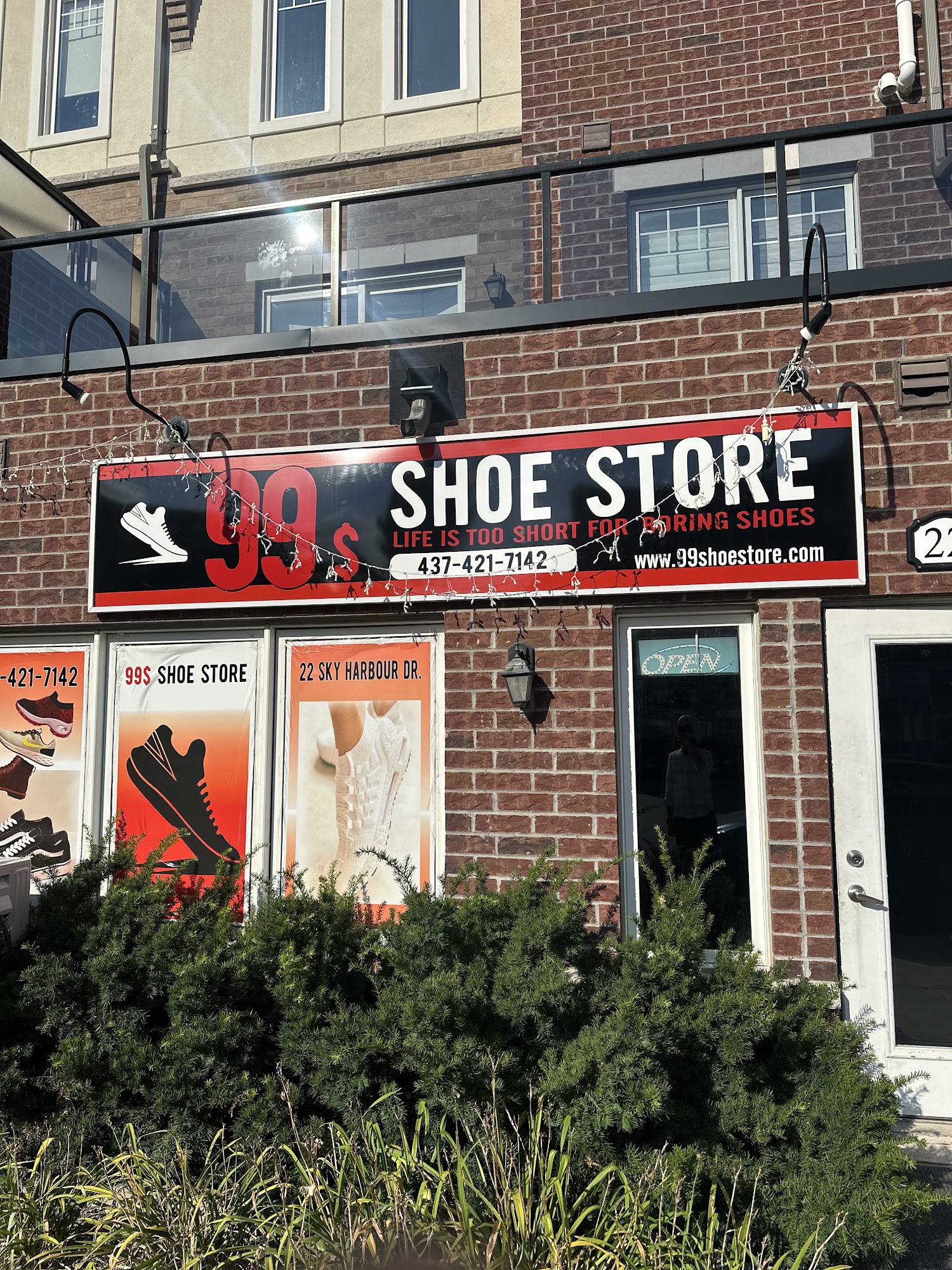99 shoe store