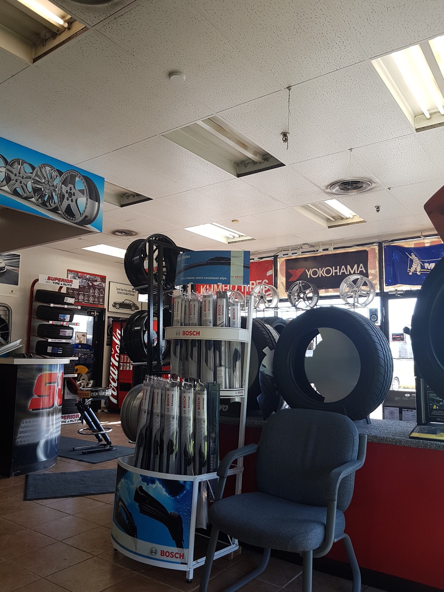 Superior Tire & Auto - Downsview 4300 Dufferin St, Downsview Ontario M3H 5R9