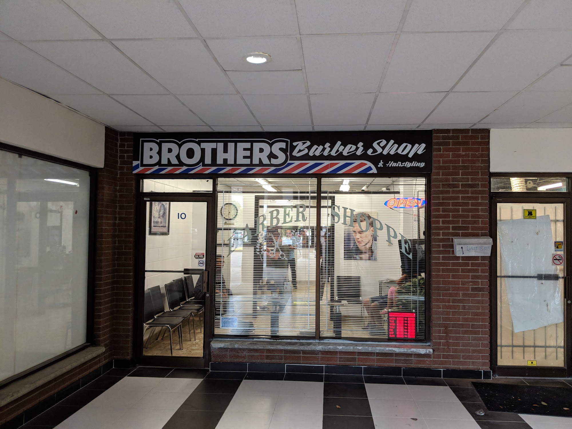 BROTHERS BARBER SHOP AND HAIR STYLING