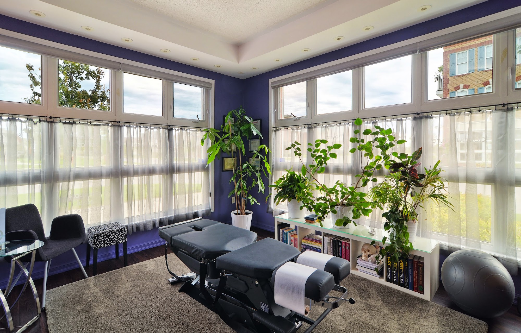 in balance chiropractic + acupuncture clinic