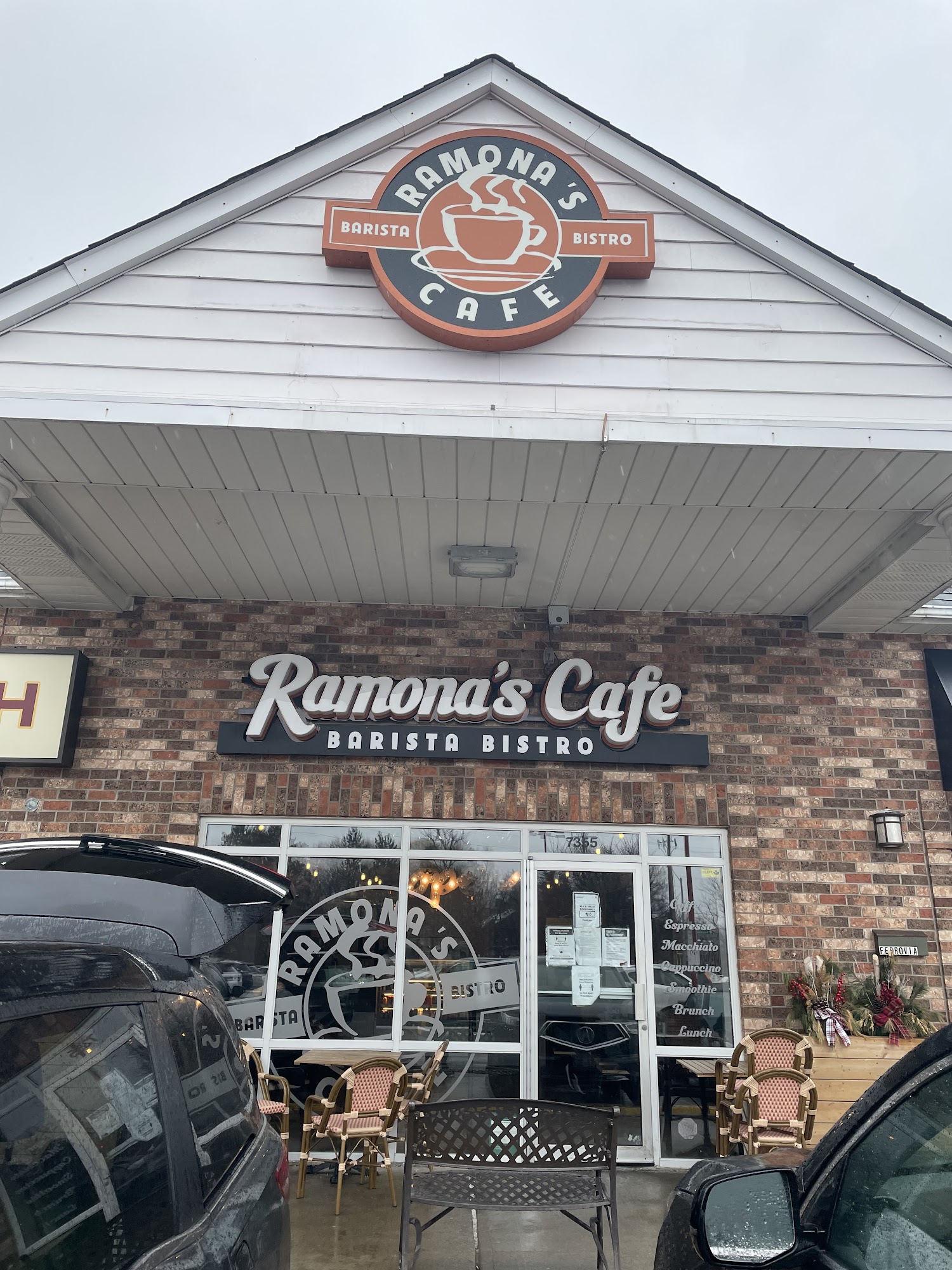 Ramonas Cafe
