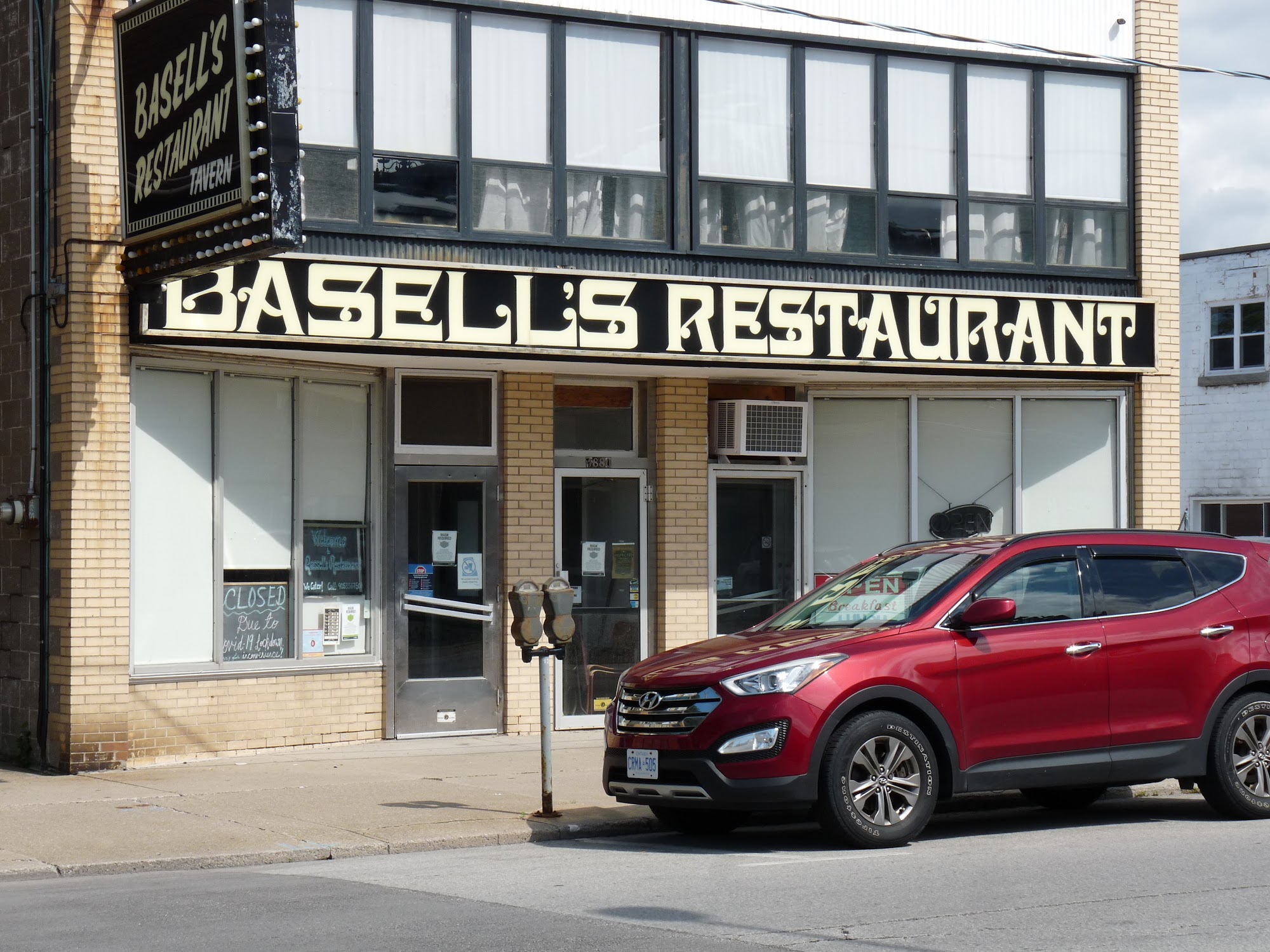 Bassell's restaurant & tavern