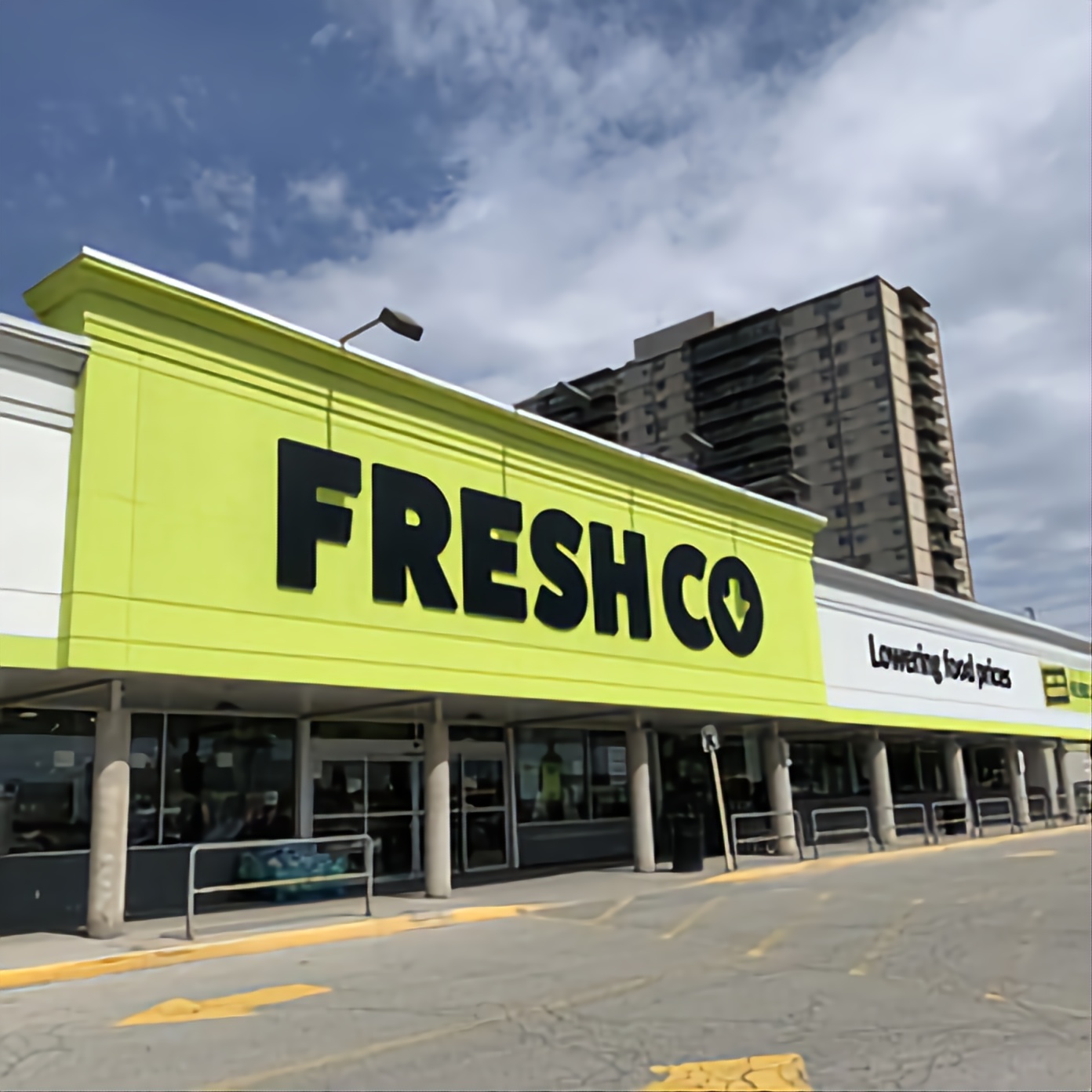 FreshCo Pharmacy Lawrence