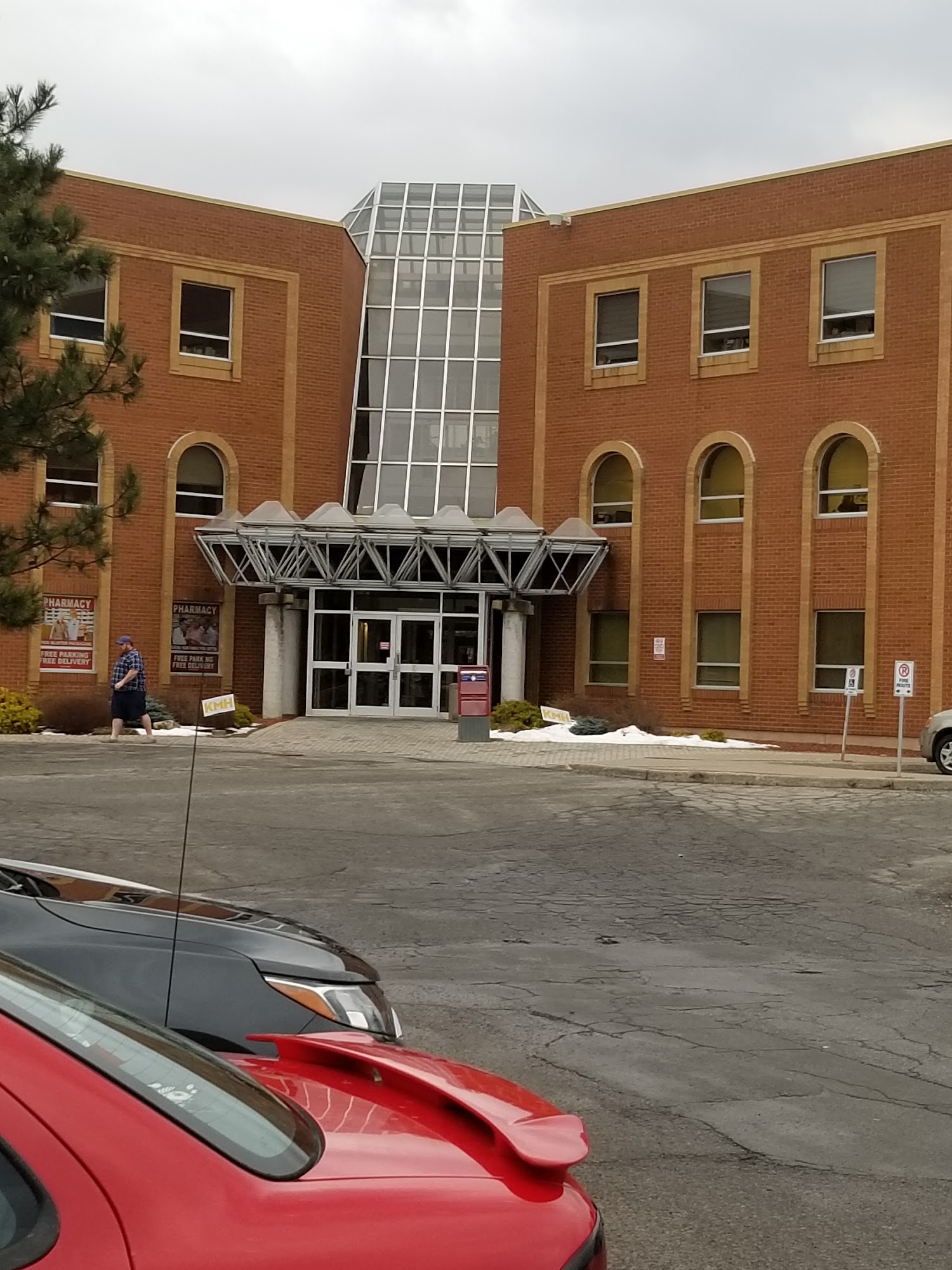 Niagara Health Centre