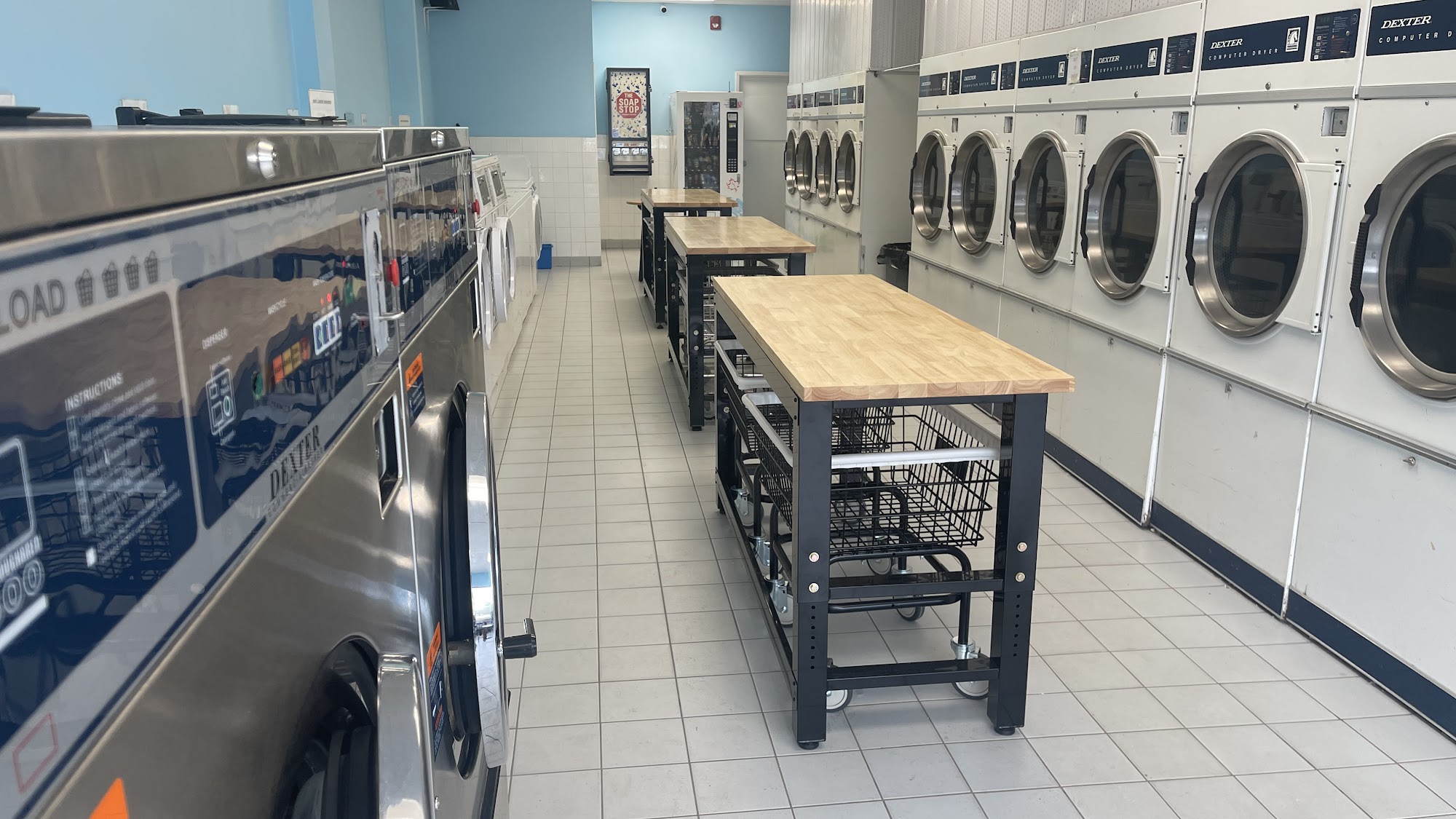 Laundry Station - Laundromat