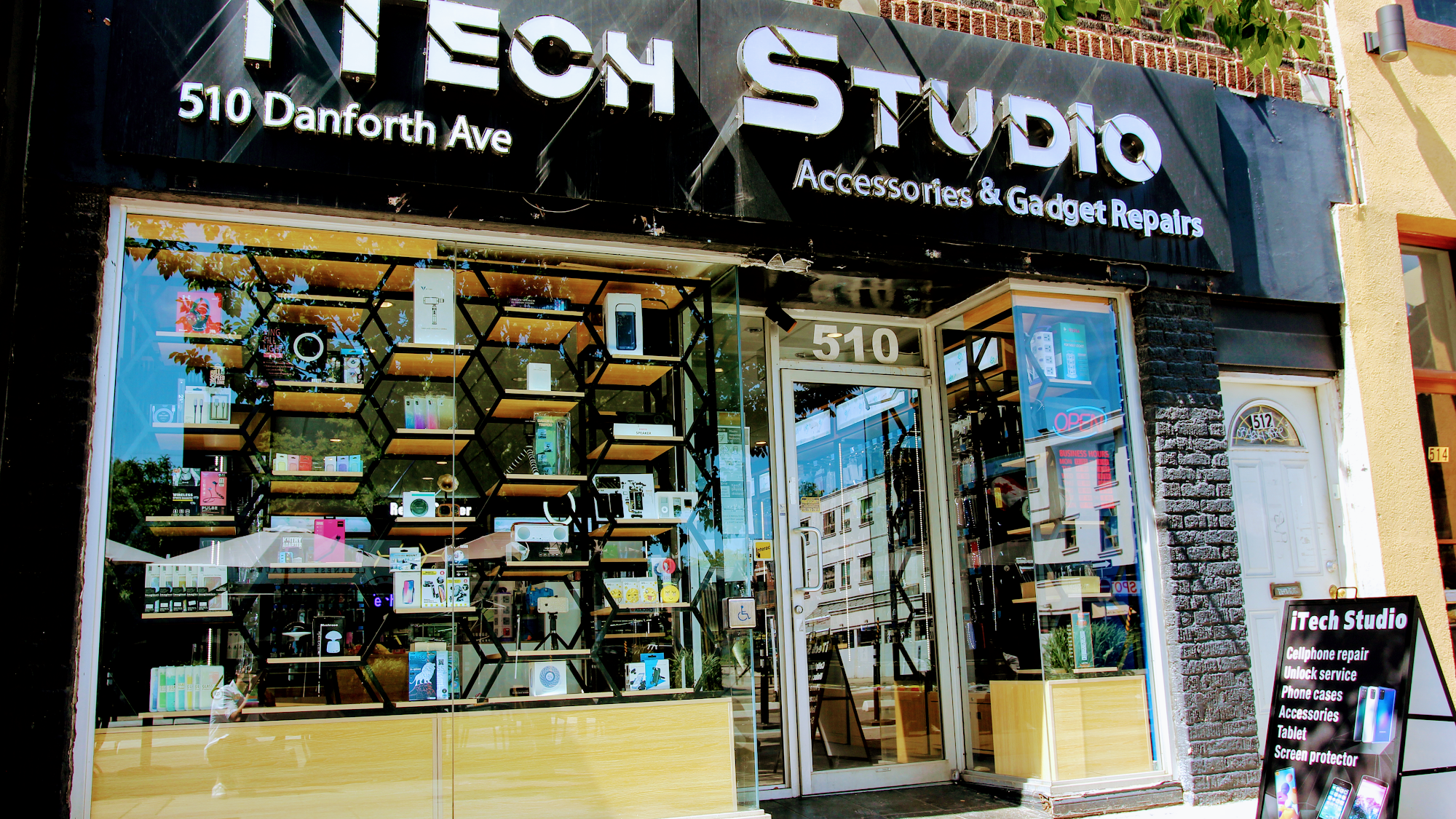 iTech Studio