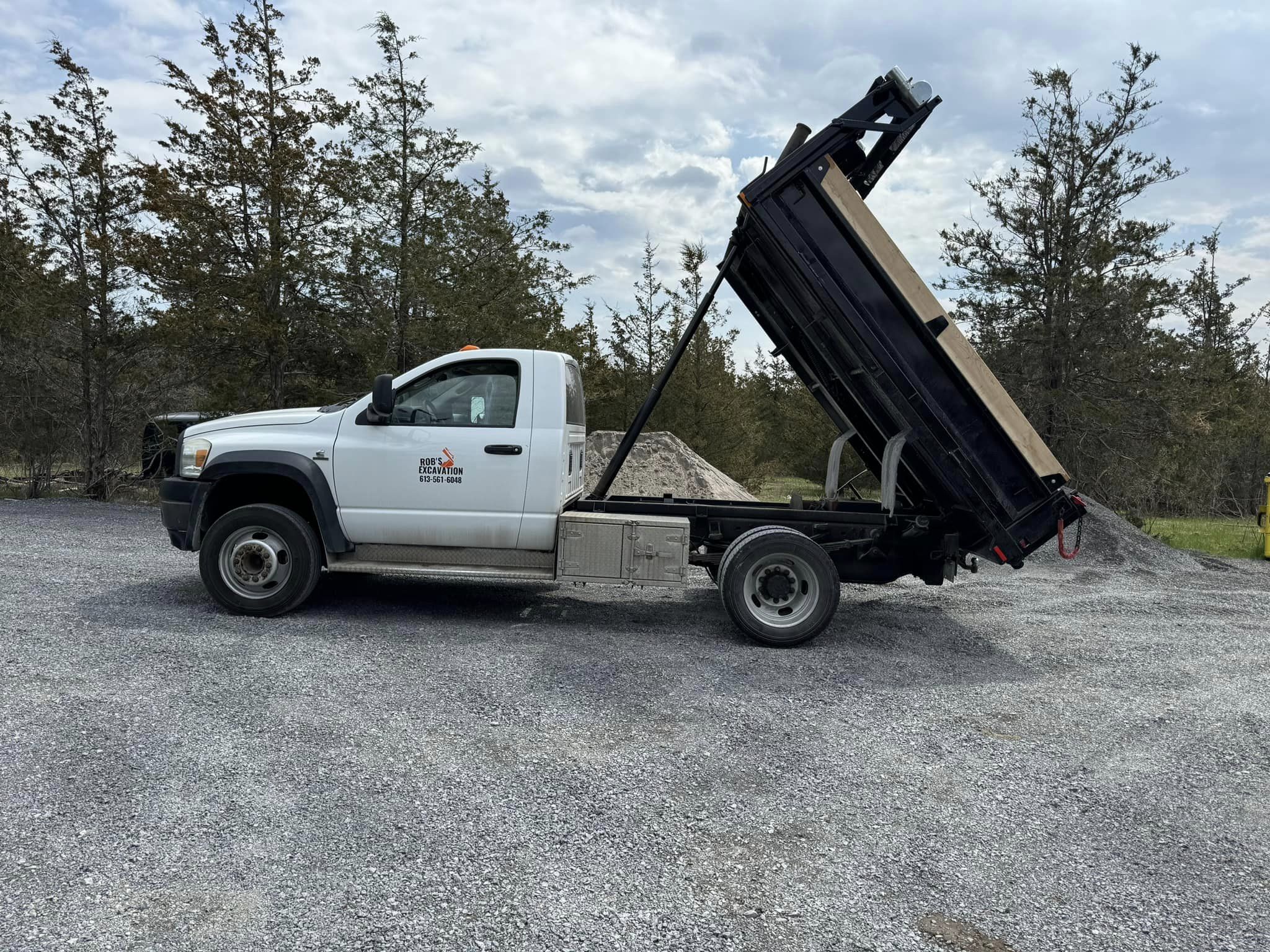 Rob's Excavation & Property Maintenance 168 Dewey Rd RR # 3, Yarker Ontario K0K 3N0