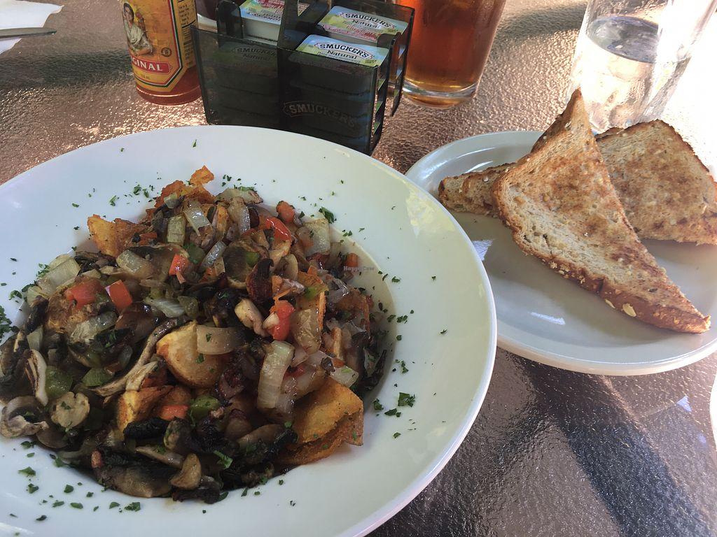 Photo credit: happycow