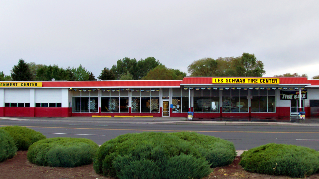 Les Schwab Tire Center 179 Hines Blvd, Burns Oregon 97720