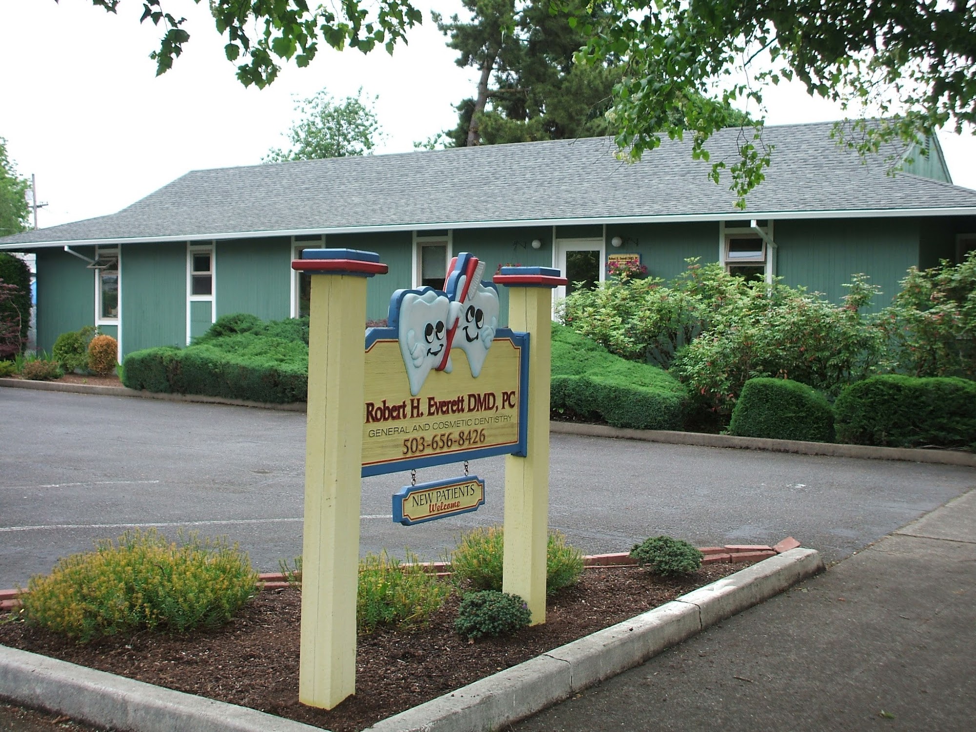 Happy Rock Dental: Robert H. Everett, DMD, PC 325 Portland Ave, Gladstone Oregon 97027