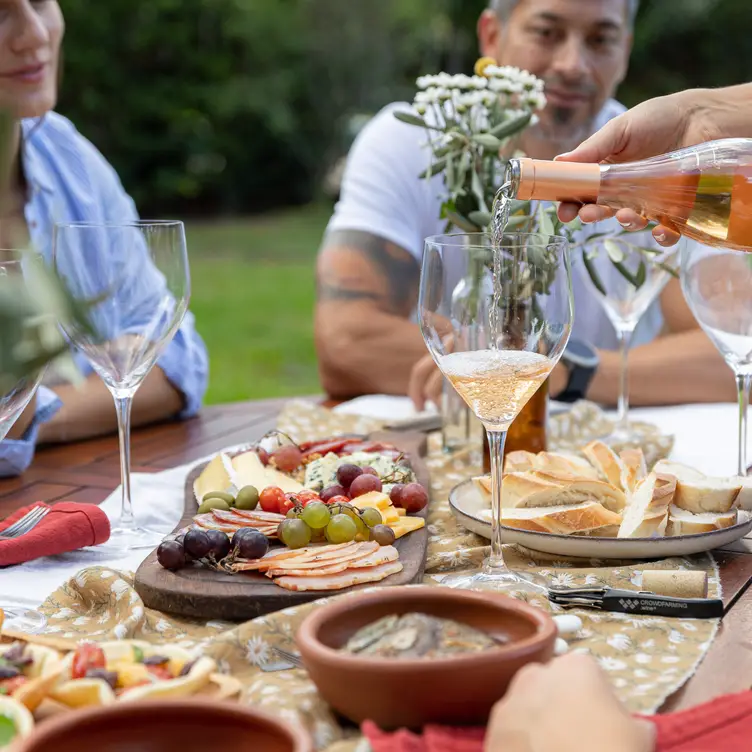 Photo credit: opentable
