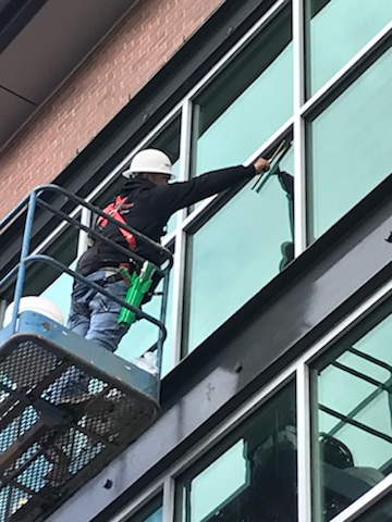 Top Notch Window Cleaning Solutions ,LLC