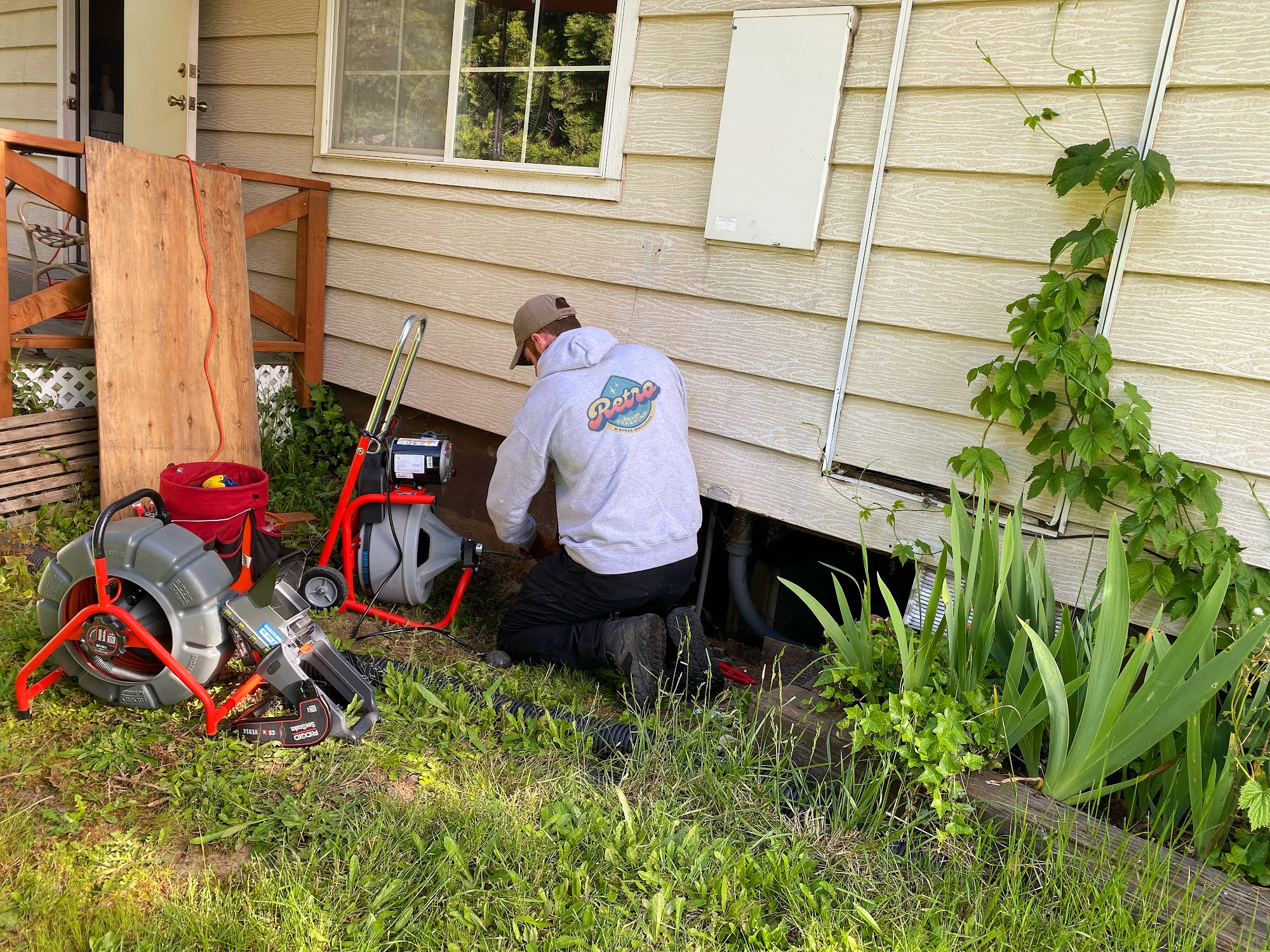 Retro Drain Cleaning & Sewer Inspection