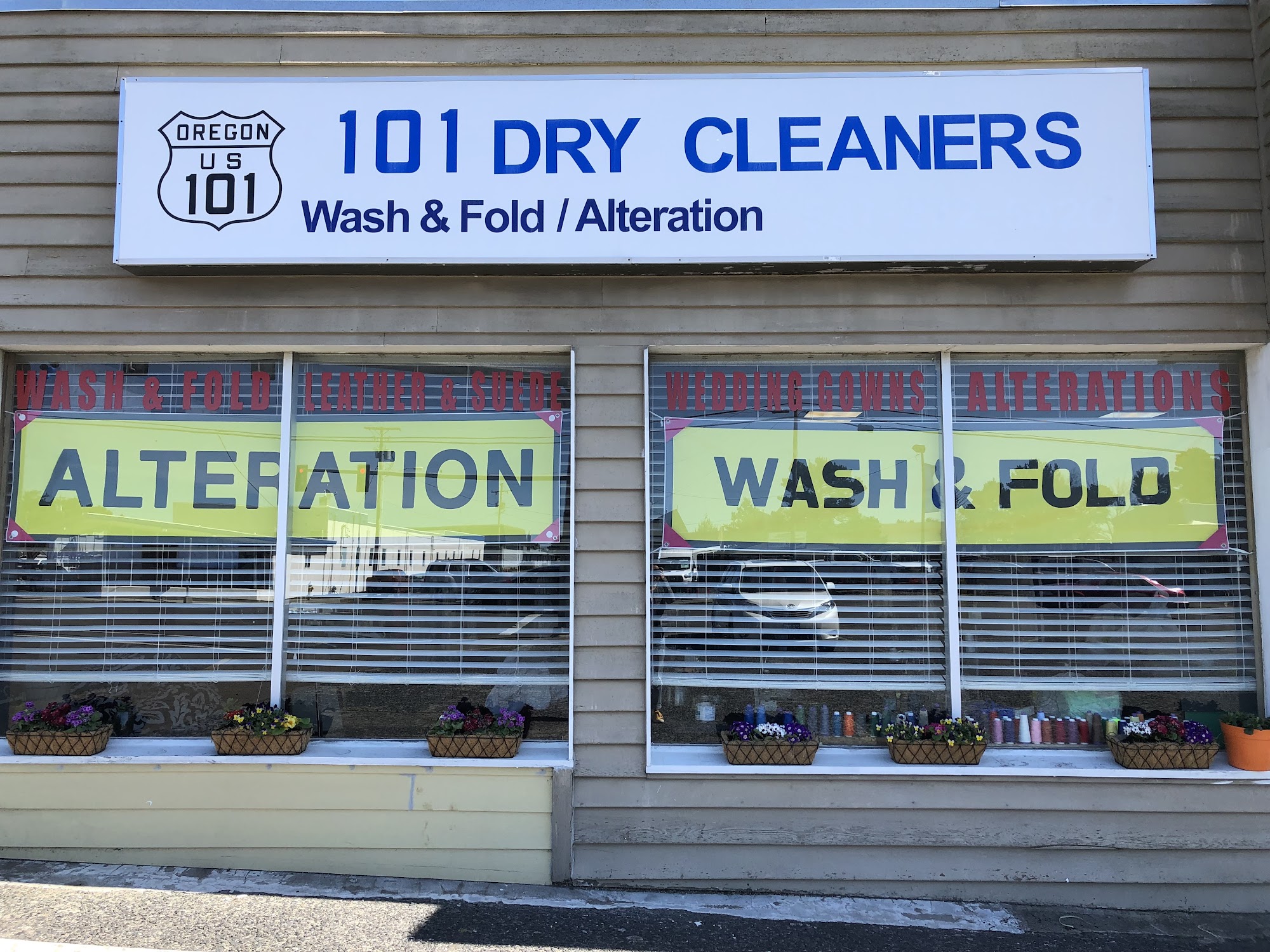 101 Dry Cleaners — Newport, OR