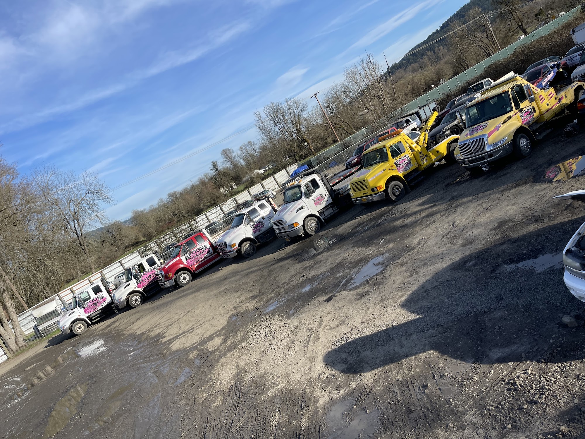 Brooks Towing & Off Road Recovery LLC