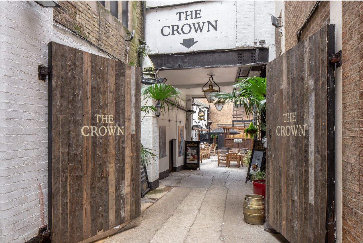 The Crown 59a Cornmarket St, Oxford