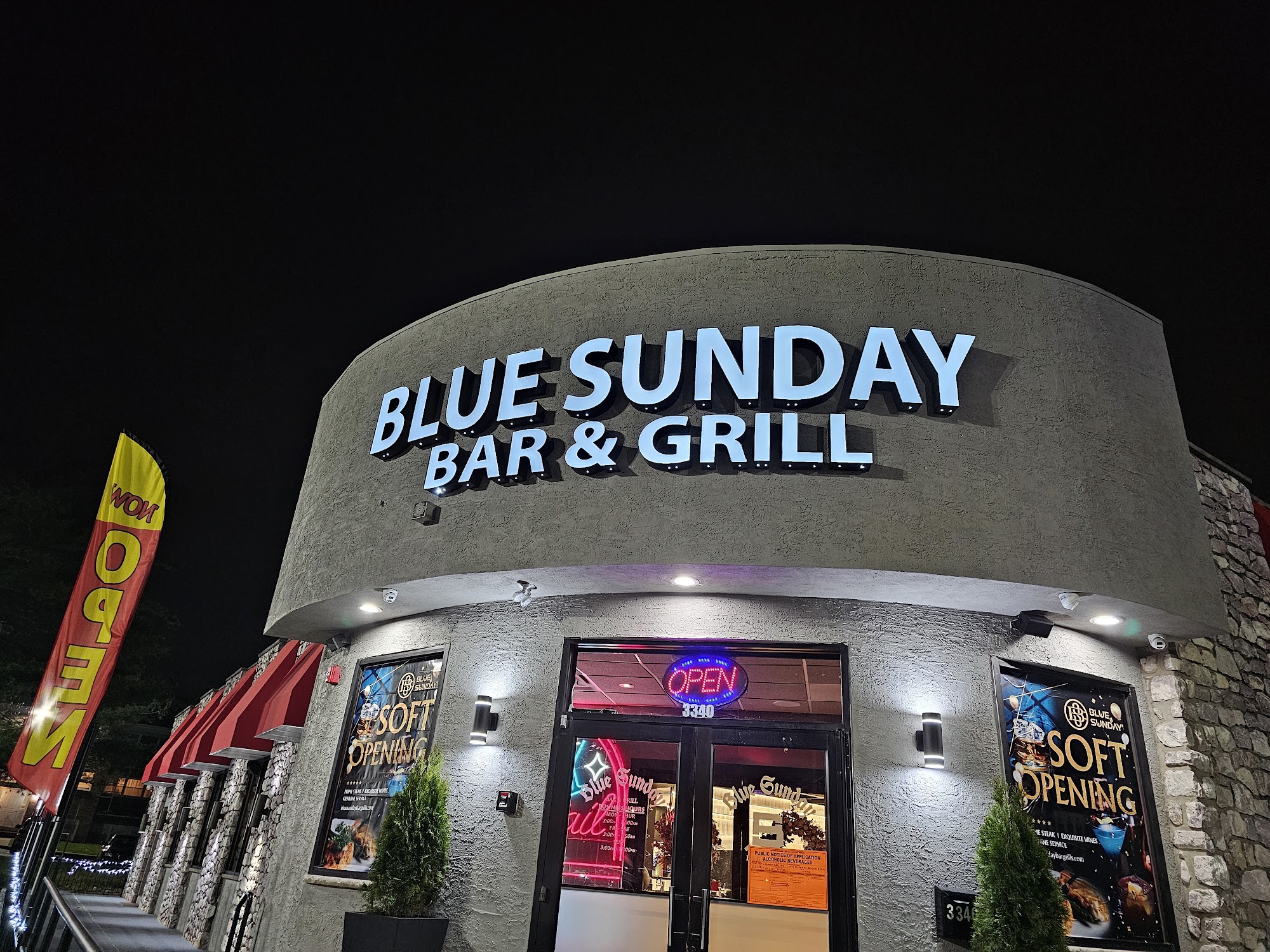 Blue Sunday Bar & Grill